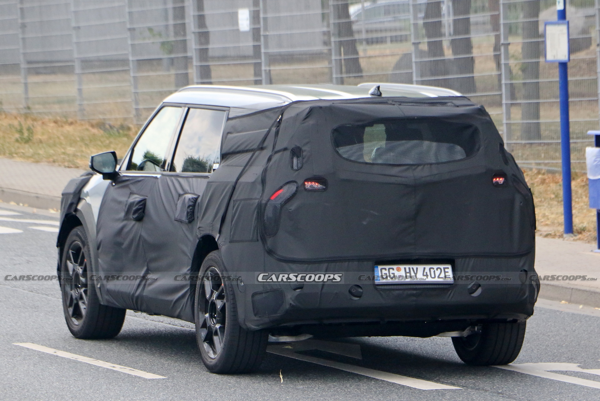 2024 Kia EV9 Three-Row Flagship Electric SUV Spied On Public Roads