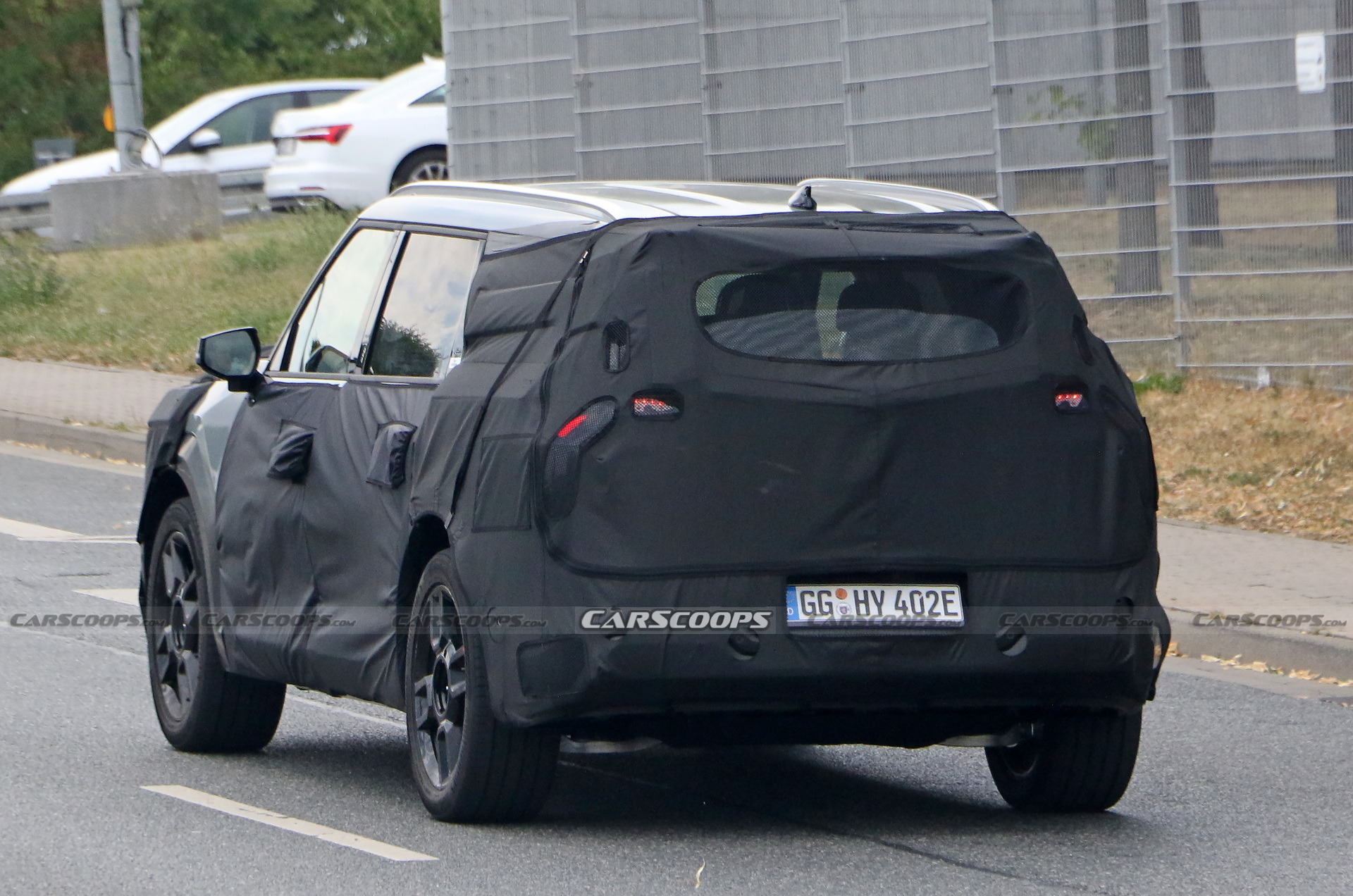 2024 Kia EV9 Three-Row Flagship Electric SUV Spied On Public Roads