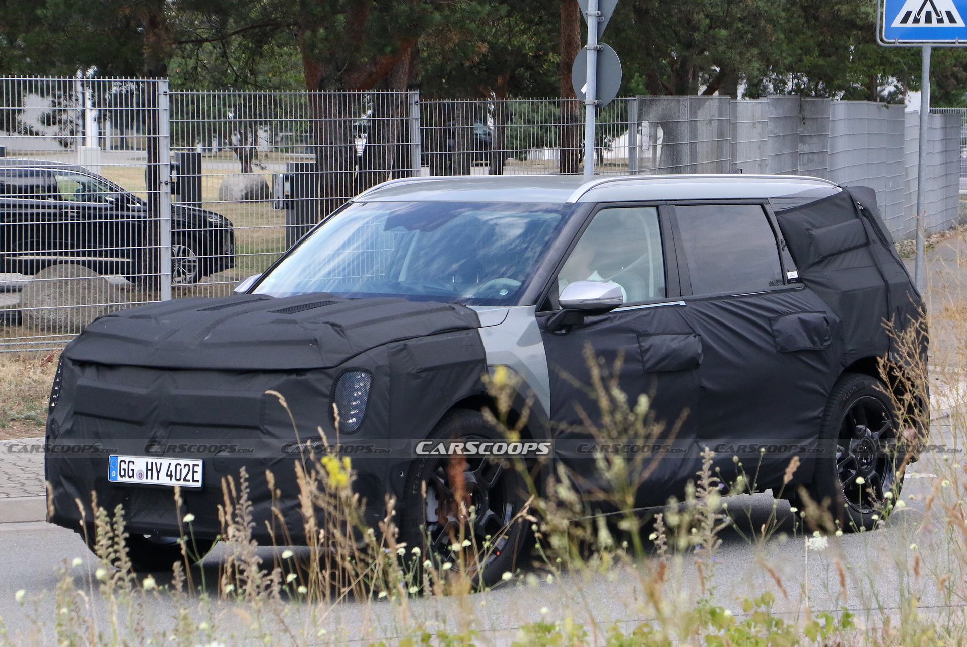 2024 Kia EV9 Three-Row Flagship Electric SUV Spied On Public Roads