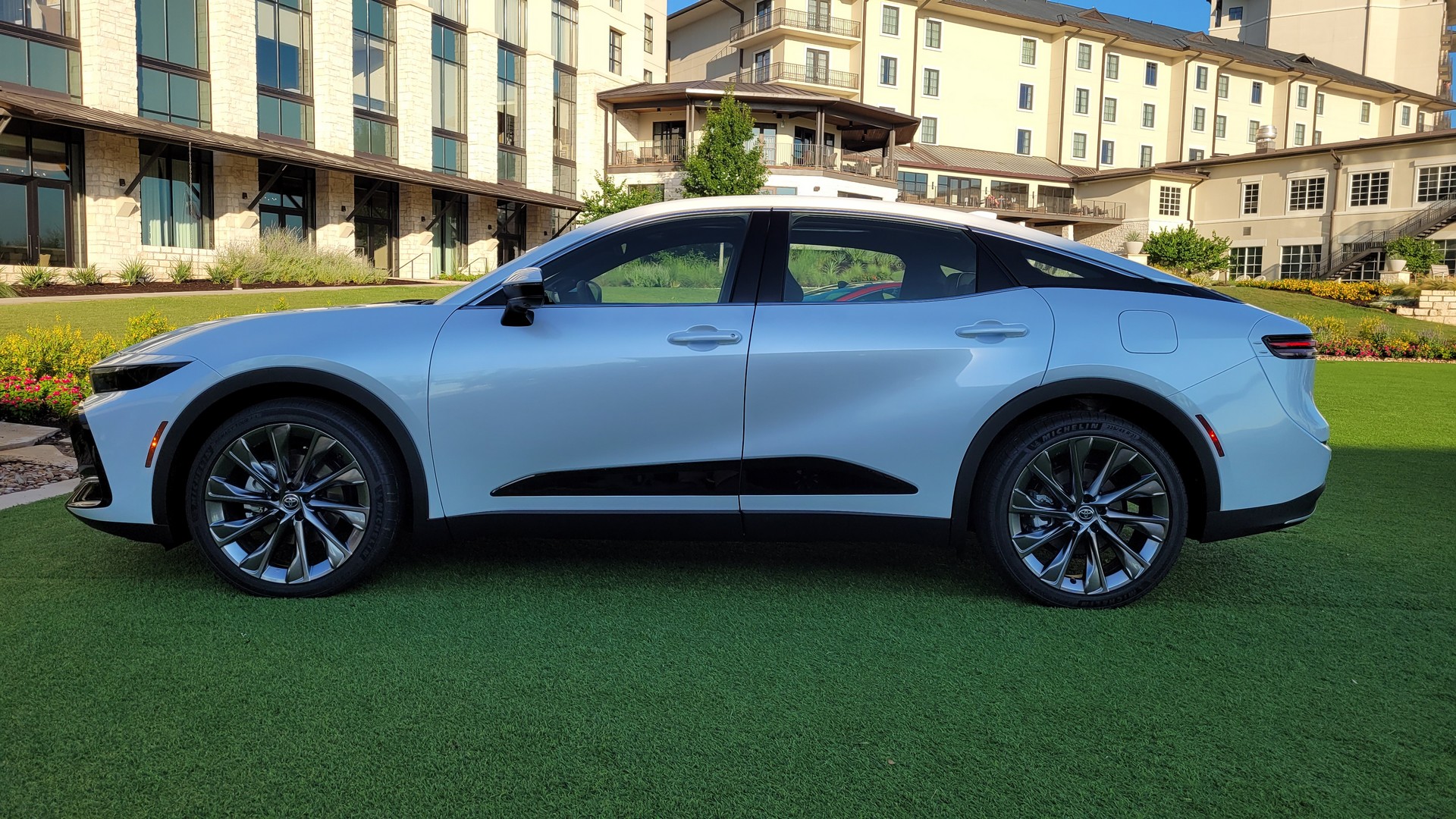 First Look: The 2023 Toyota Crown Is A Quirky, Crossover-ish Sedan That’s Replacing The Avalon