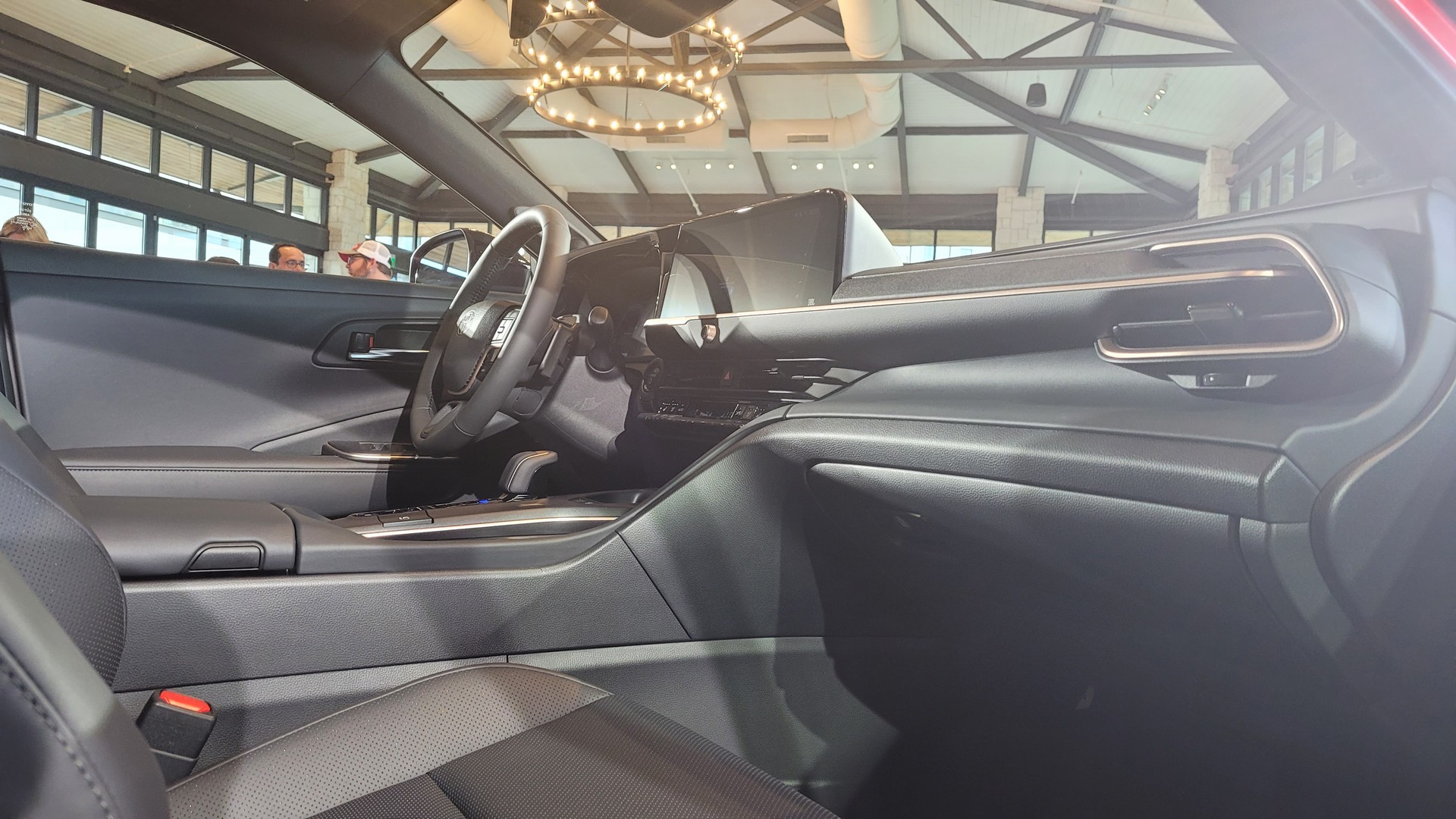 2023 Toyota Crown Debuts In America As A Re-Imagined Full-Size Sedan For The Crossover Era