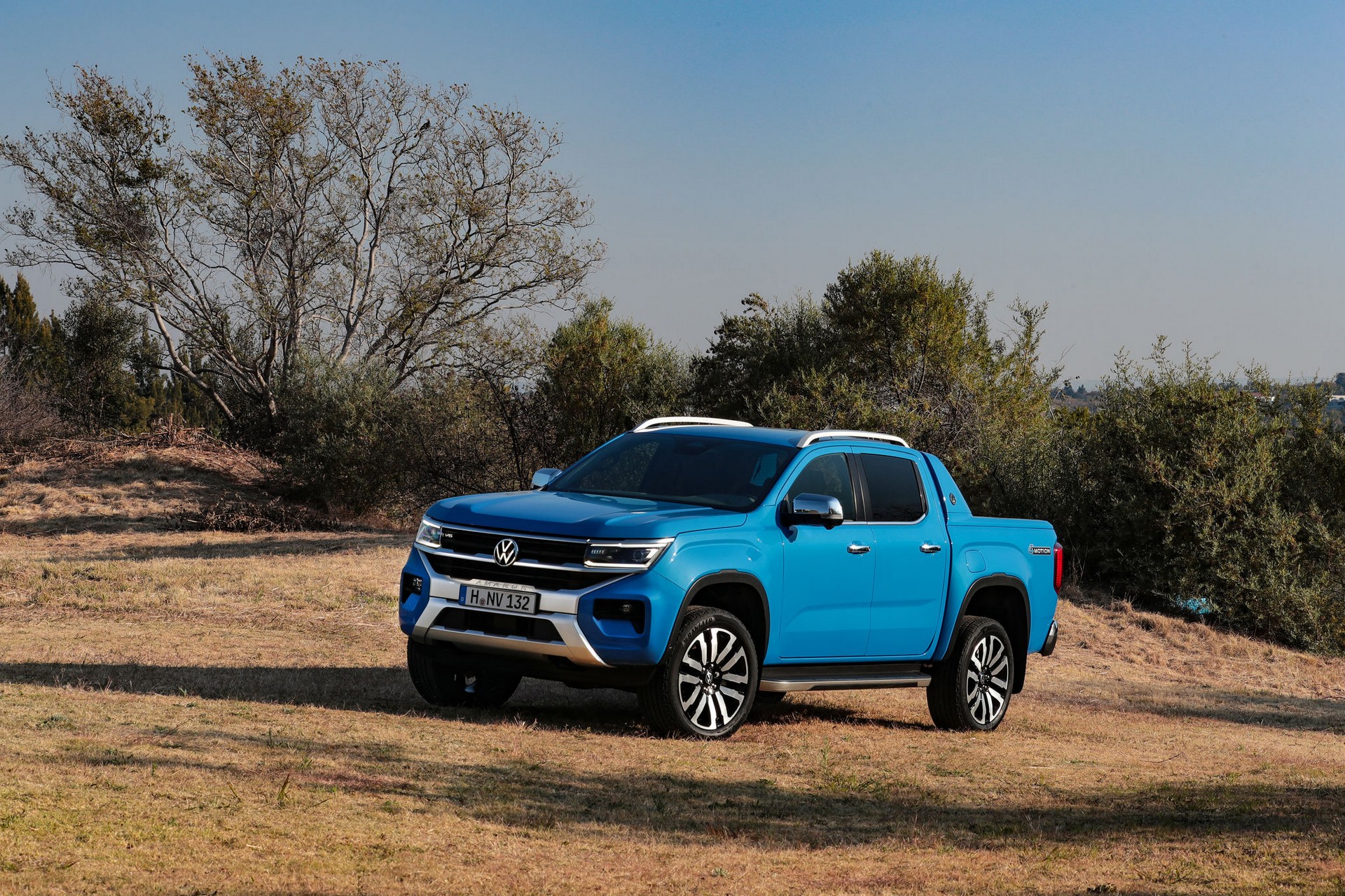 Bigger, Bolder 2023 Volkswagen Amarok Pickup Truck Has Up to 298 HP