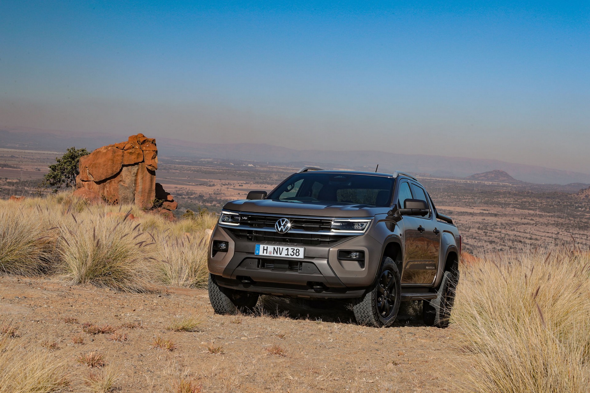 Bigger, Bolder 2023 Volkswagen Amarok Pickup Truck Has Up to 298 HP