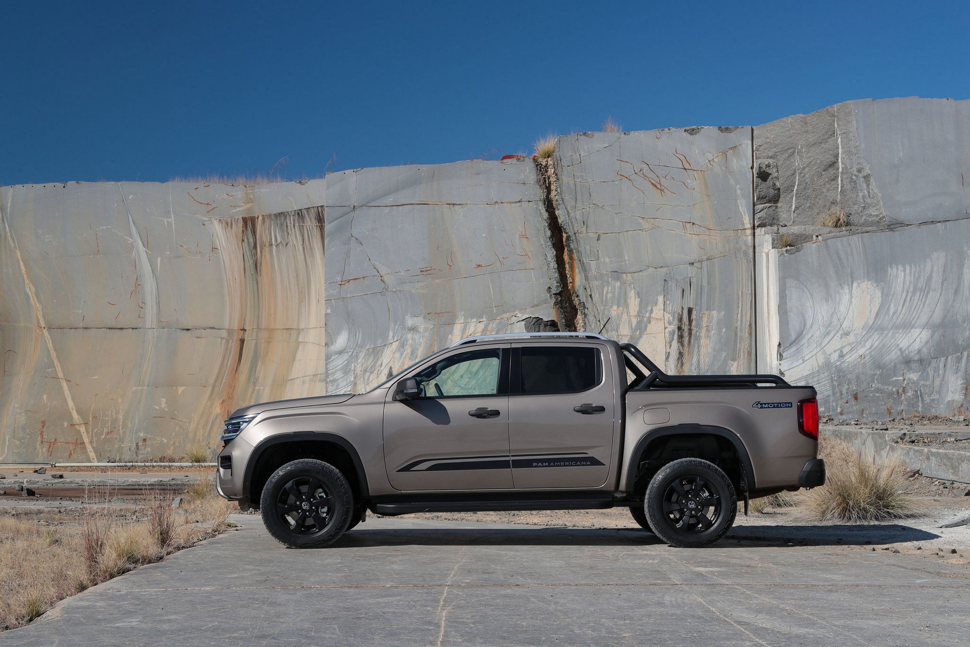 Bigger, Bolder 2023 Volkswagen Amarok Pickup Truck Has Up to 298 HP