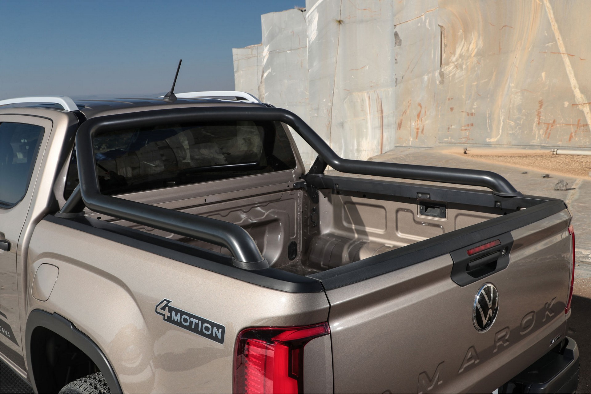 Bigger, Bolder 2023 Volkswagen Amarok Pickup Truck Has Up to 298 HP