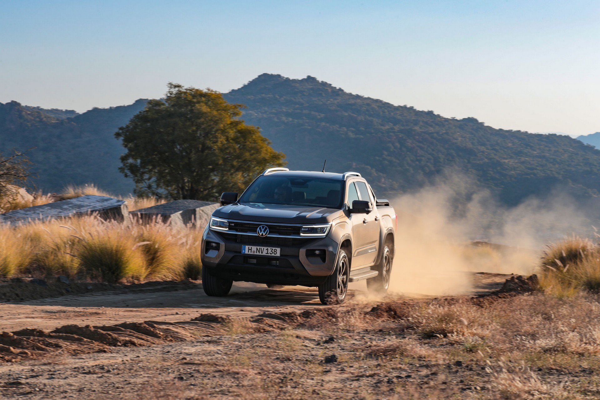 Bigger, Bolder 2023 Volkswagen Amarok Pickup Truck Has Up to 298 HP