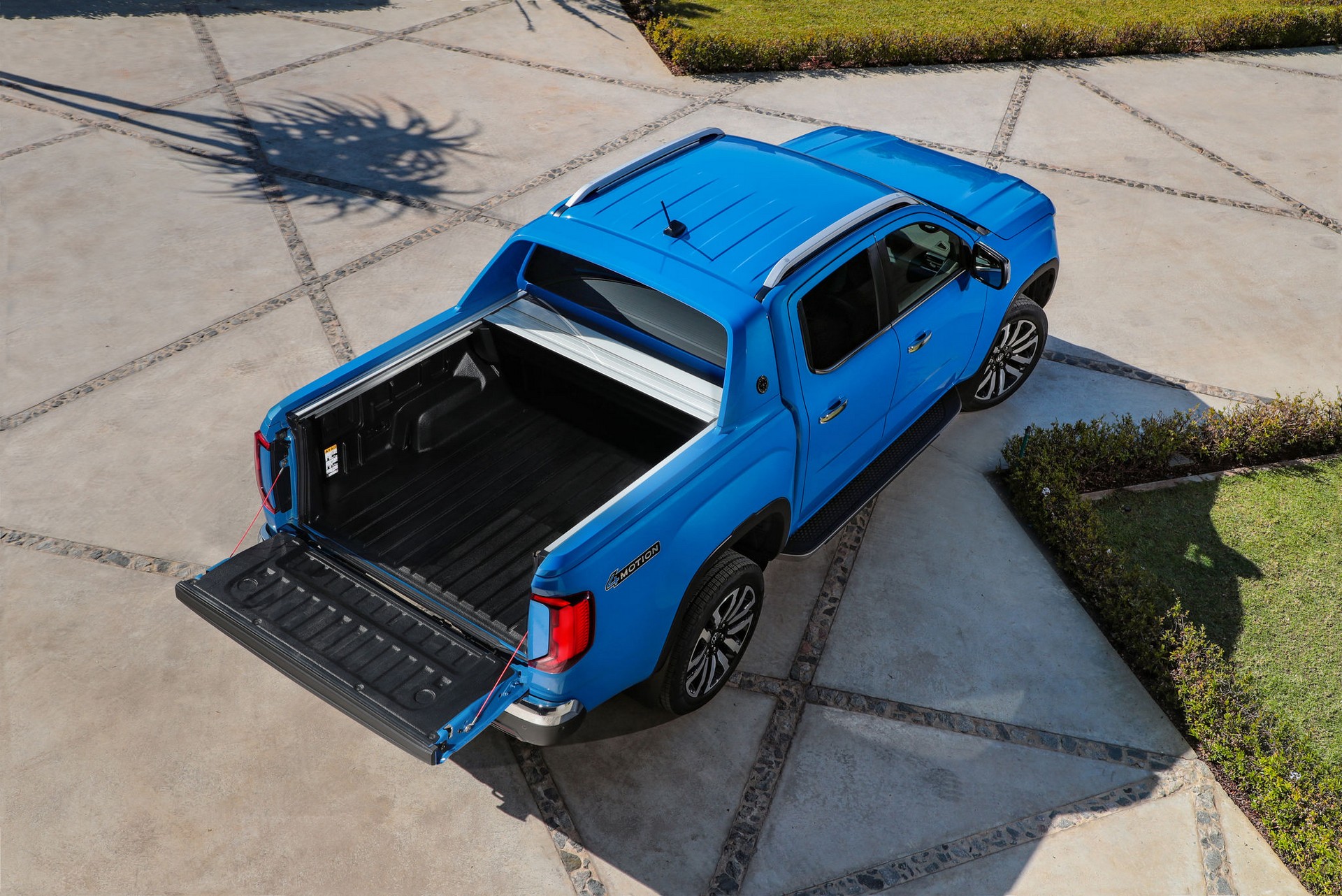 Bigger, Bolder 2023 Volkswagen Amarok Pickup Truck Has Up to 298 HP