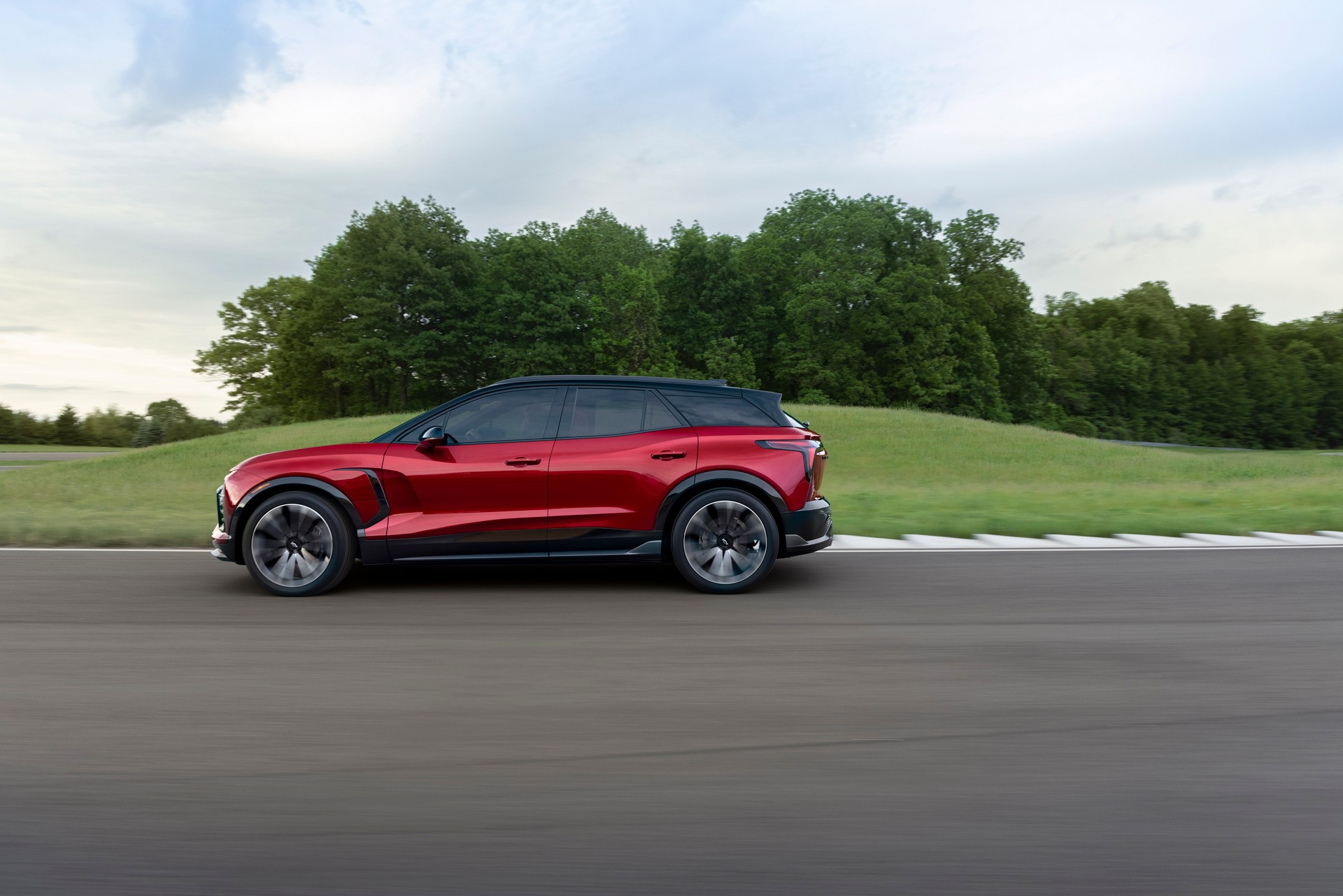 2024 Chevrolet Blazer EV Can Be Had With FWD, RWD, And AWD As Well As A Blazingly Fast 557 HP SS