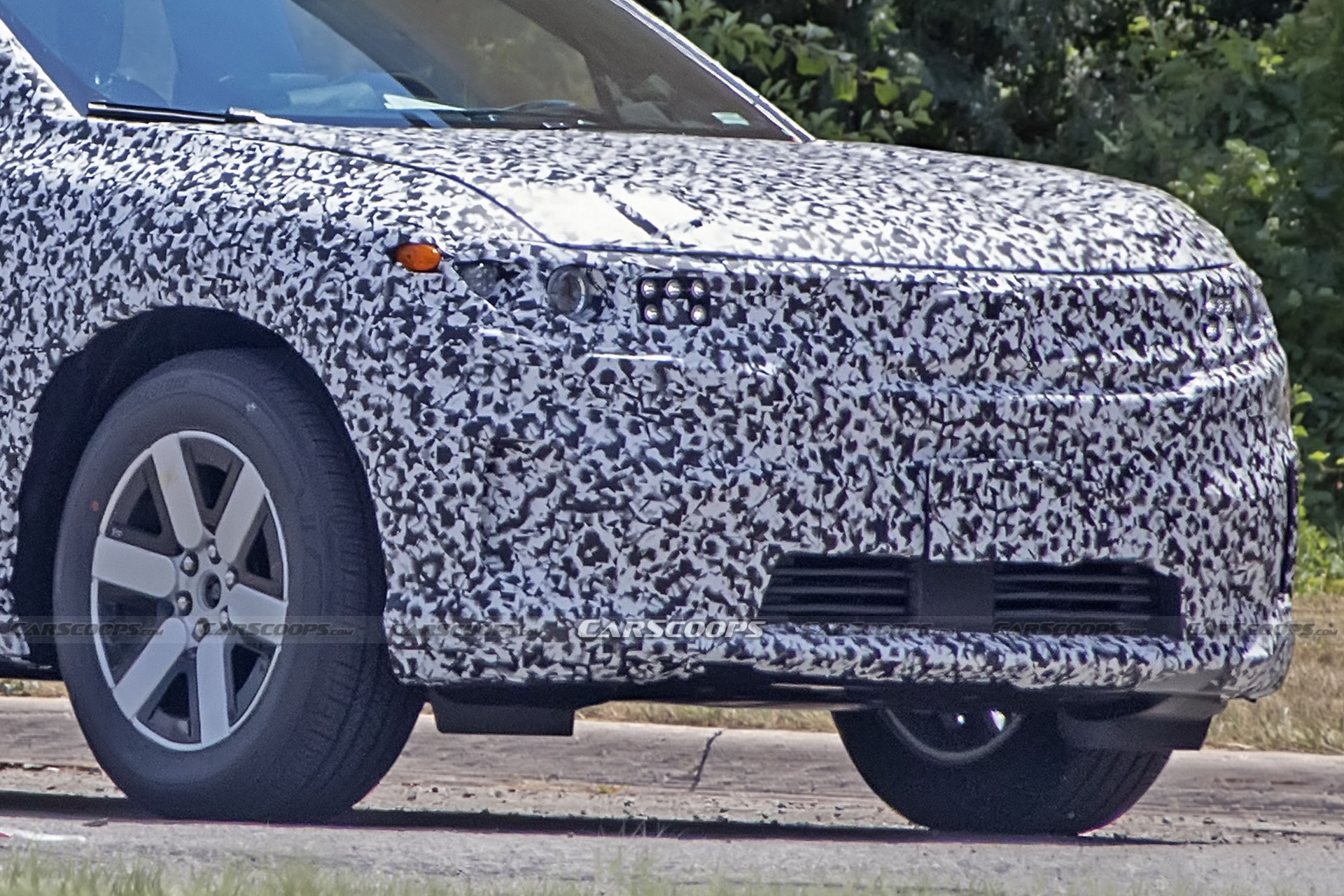2024 Honda Prologue EV Spotted During Testing, Is It Blazer EV Based?