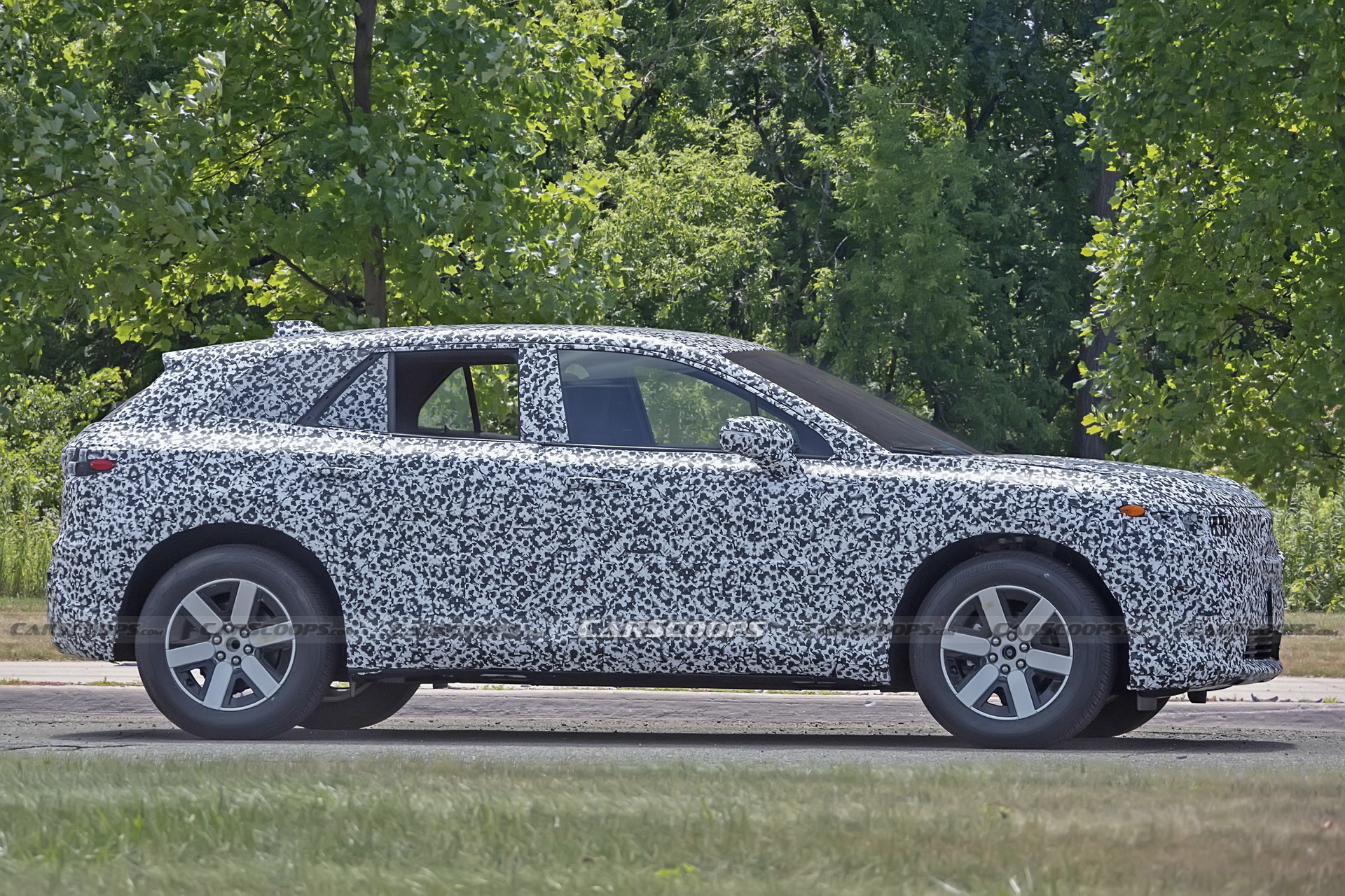 2024 Honda Prologue EV Spotted During Testing, Is It Blazer EV Based?