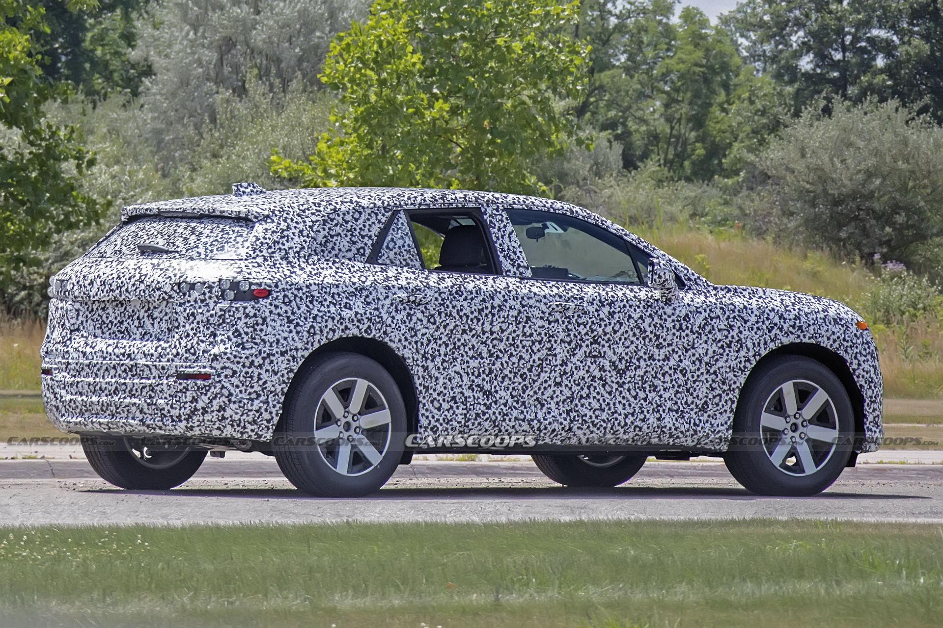 2024 Honda Prologue EV Spotted During Testing, Is It Blazer EV Based?