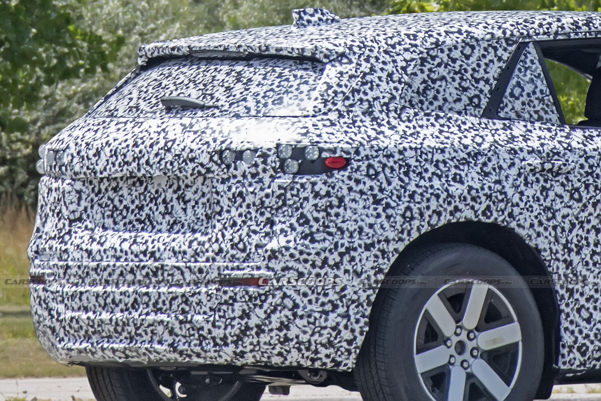 2024 Honda Prologue EV Spotted During Testing, Is It Blazer EV Based?