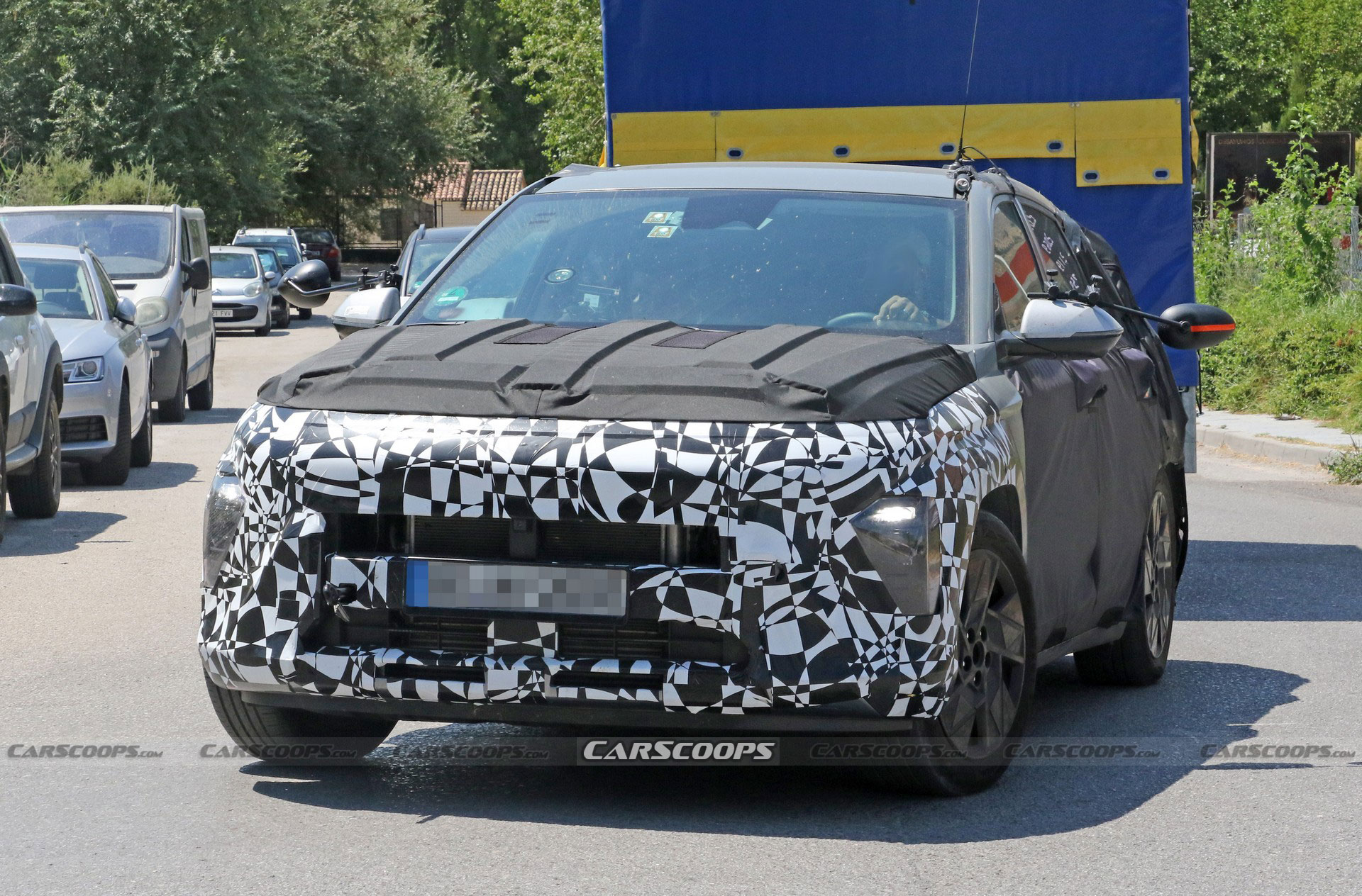 The 2024 Hyundai Kona Is Shaping Up To Be A More Attractive, Eco-Friendly Crossover