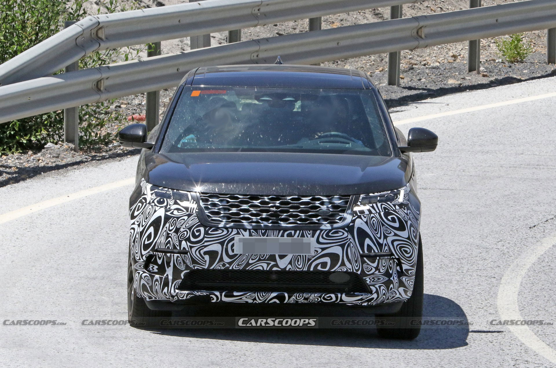 2024 Range Rover Velar Spied, Appears Ready For A Mild Facelift