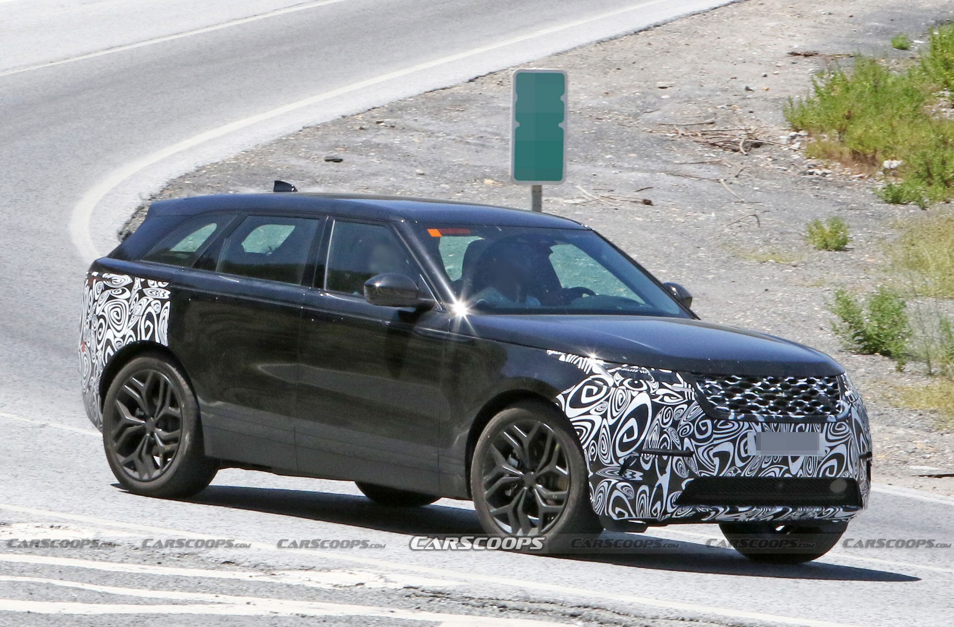 2024 Range Rover Velar Spied, Appears Ready For A Mild Facelift