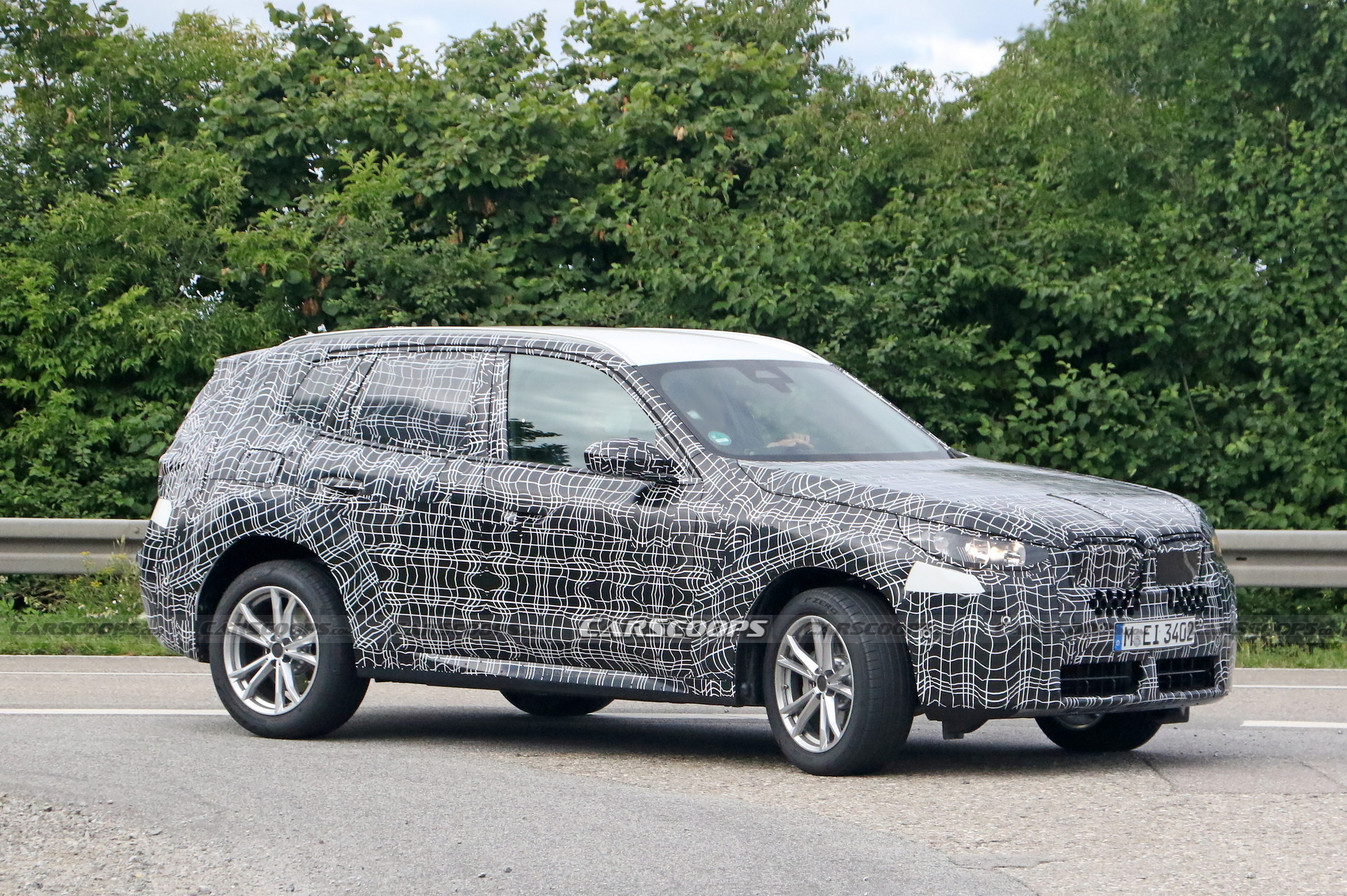 2024 BMW X3 Spied Again Still Wearing Heavy Camouflage