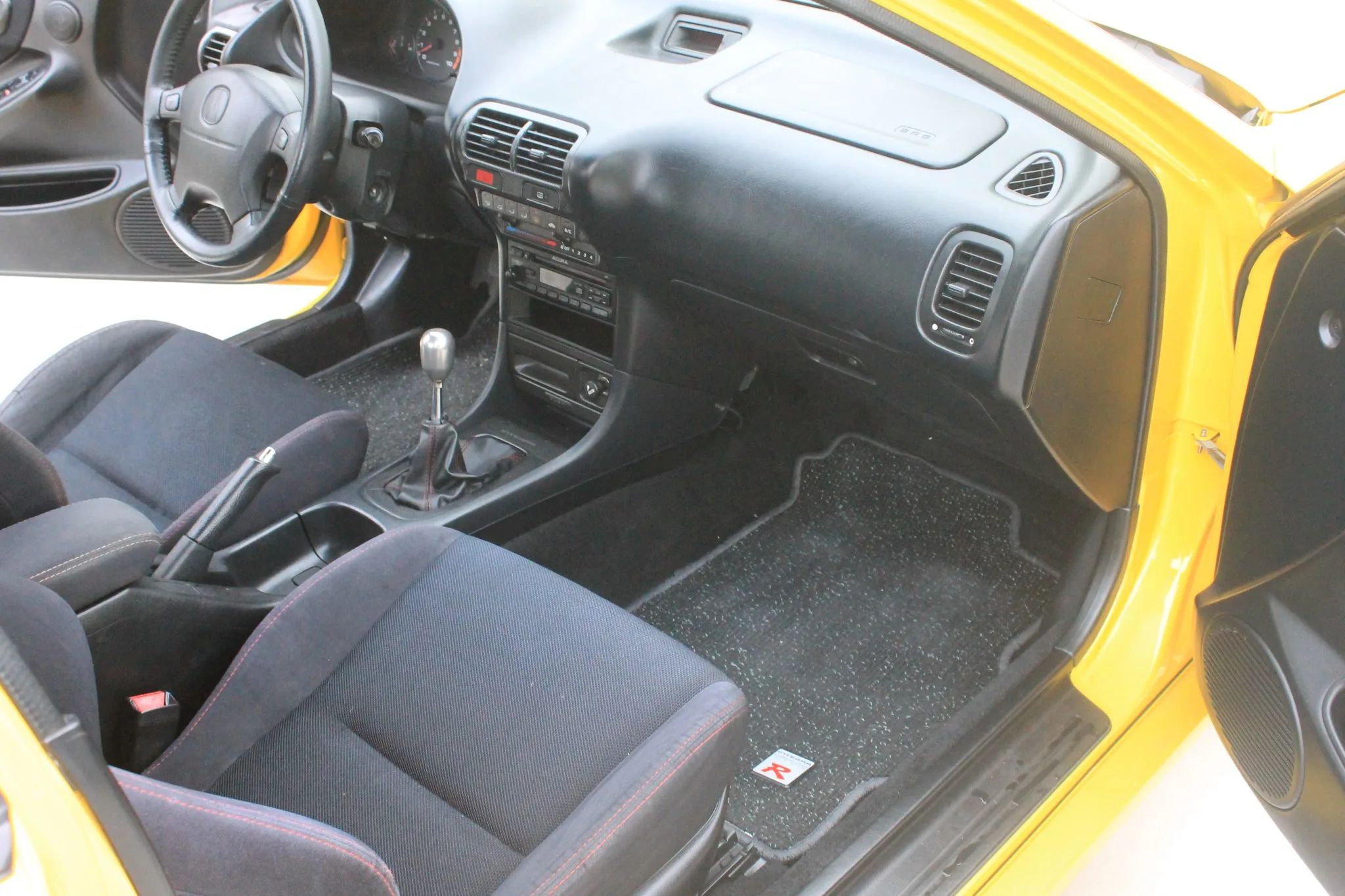 It’s Not Too Early To Ask Santa For This 2001 Acura Integra Type R
