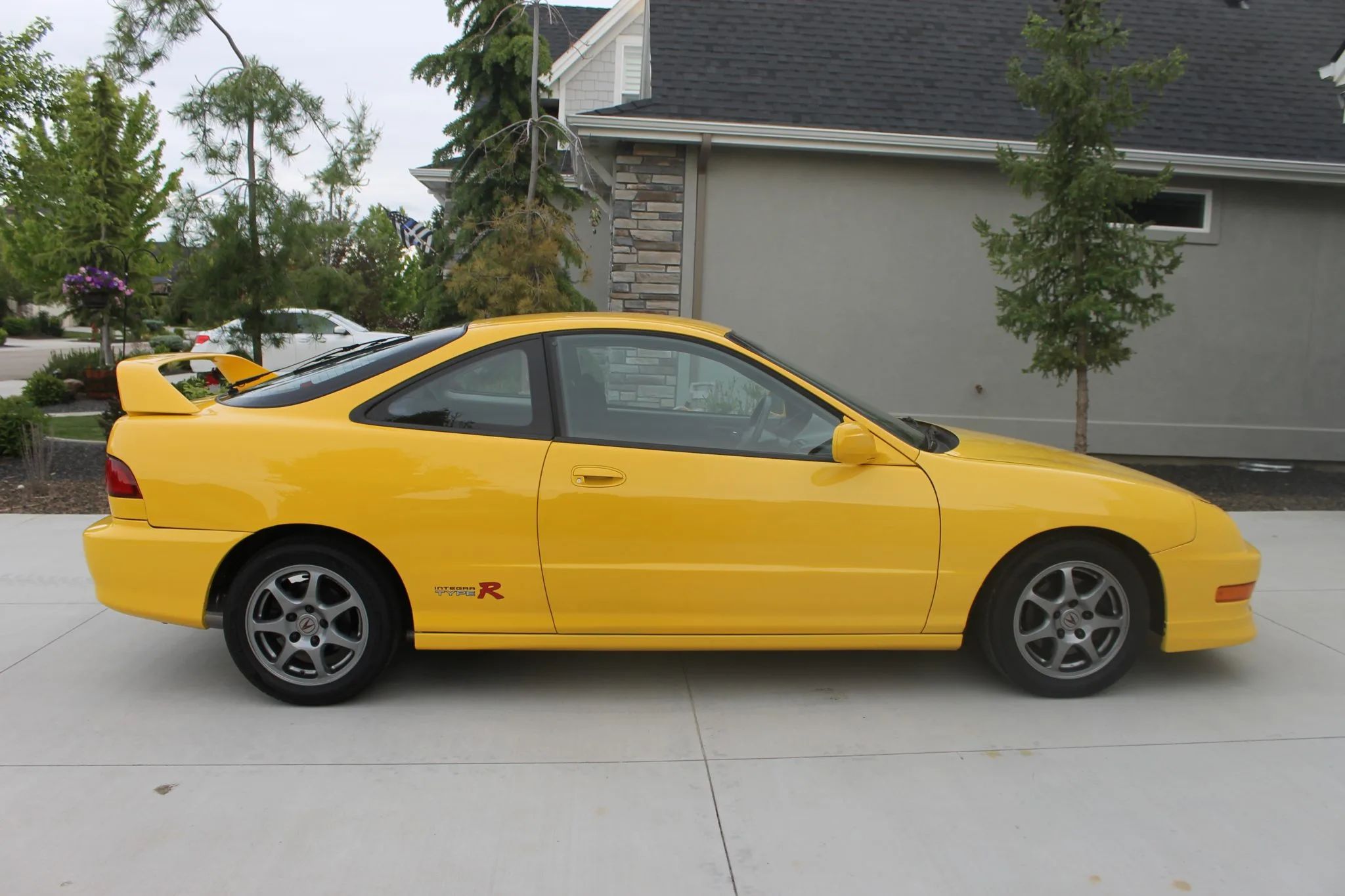 It’s Not Too Early To Ask Santa For This 2001 Acura Integra Type R