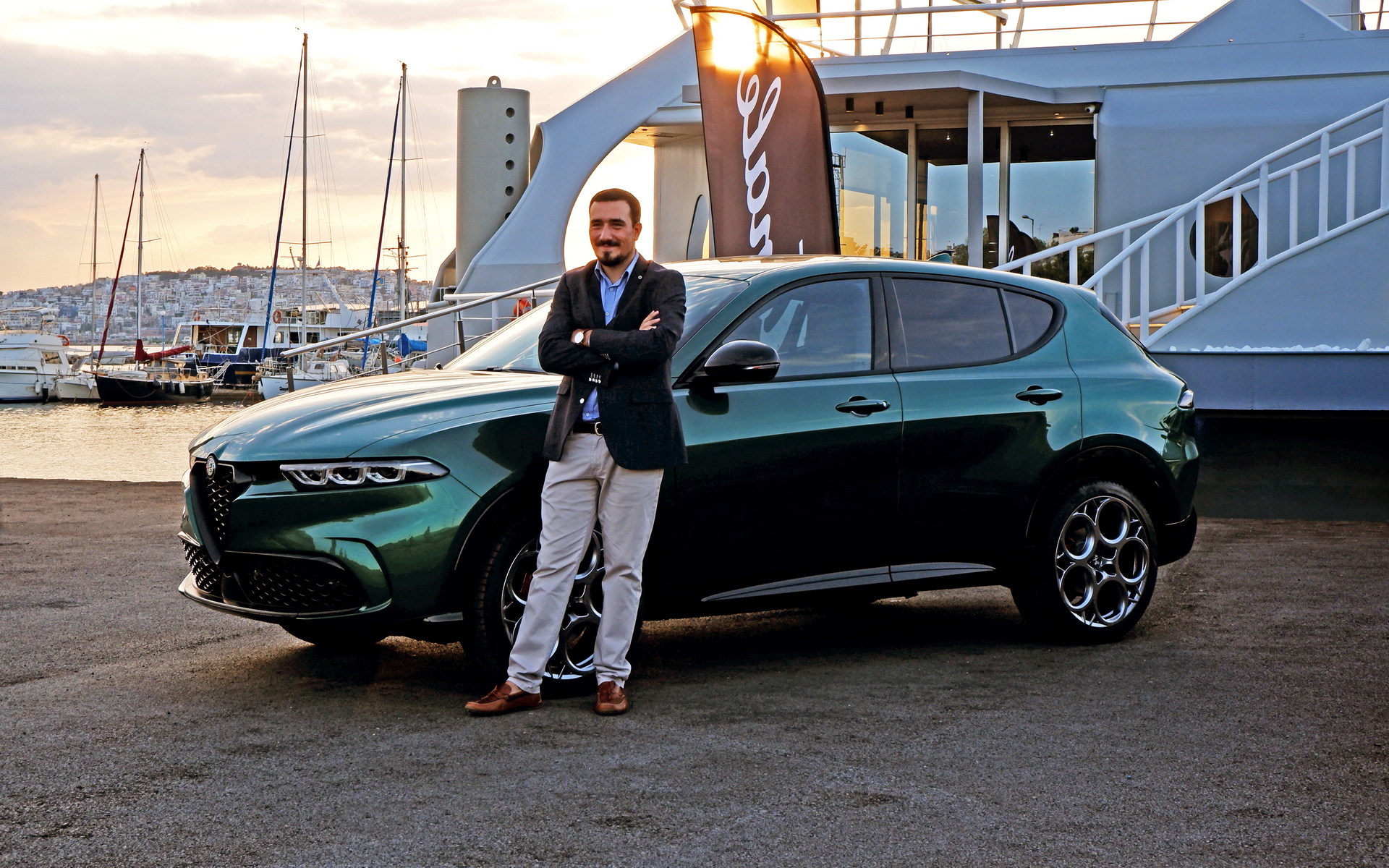 We Get Up Close To The New 2023 Alfa Romeo Tonale Compact SUV