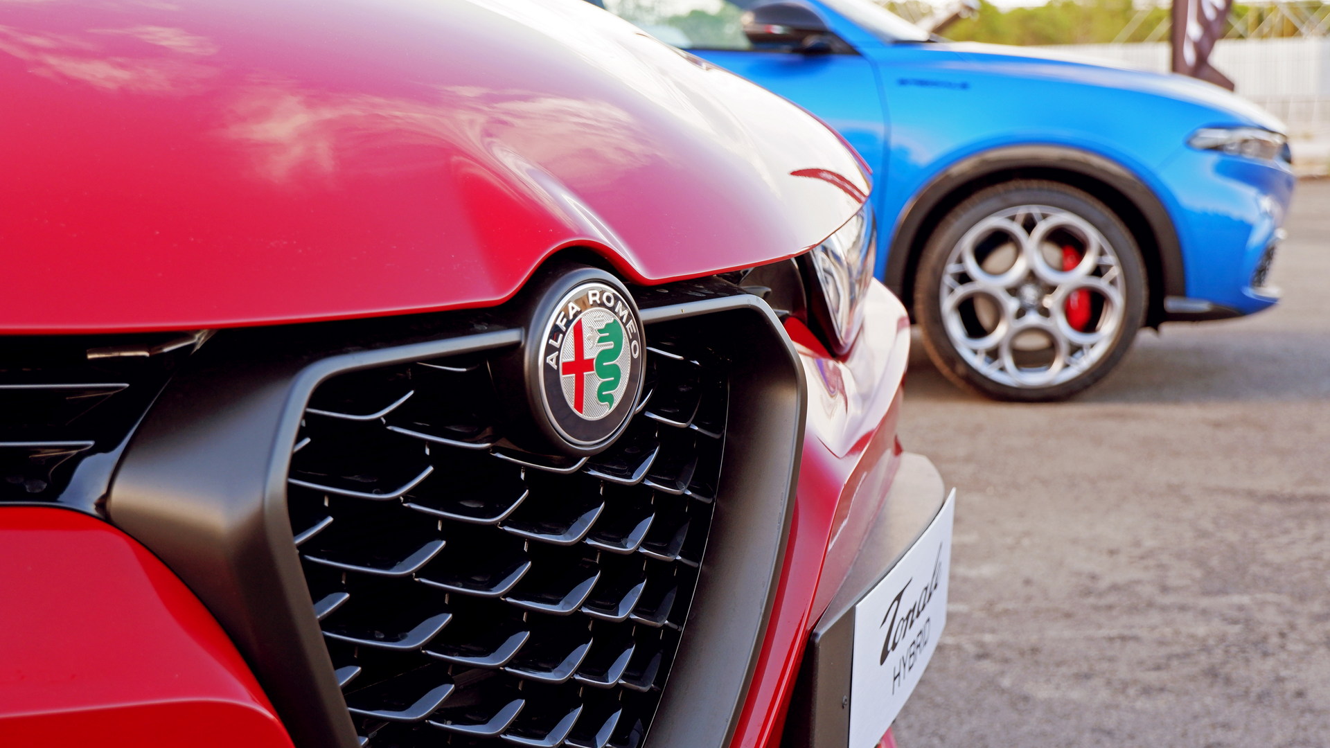 We Get Up Close To The New 2023 Alfa Romeo Tonale Compact SUV