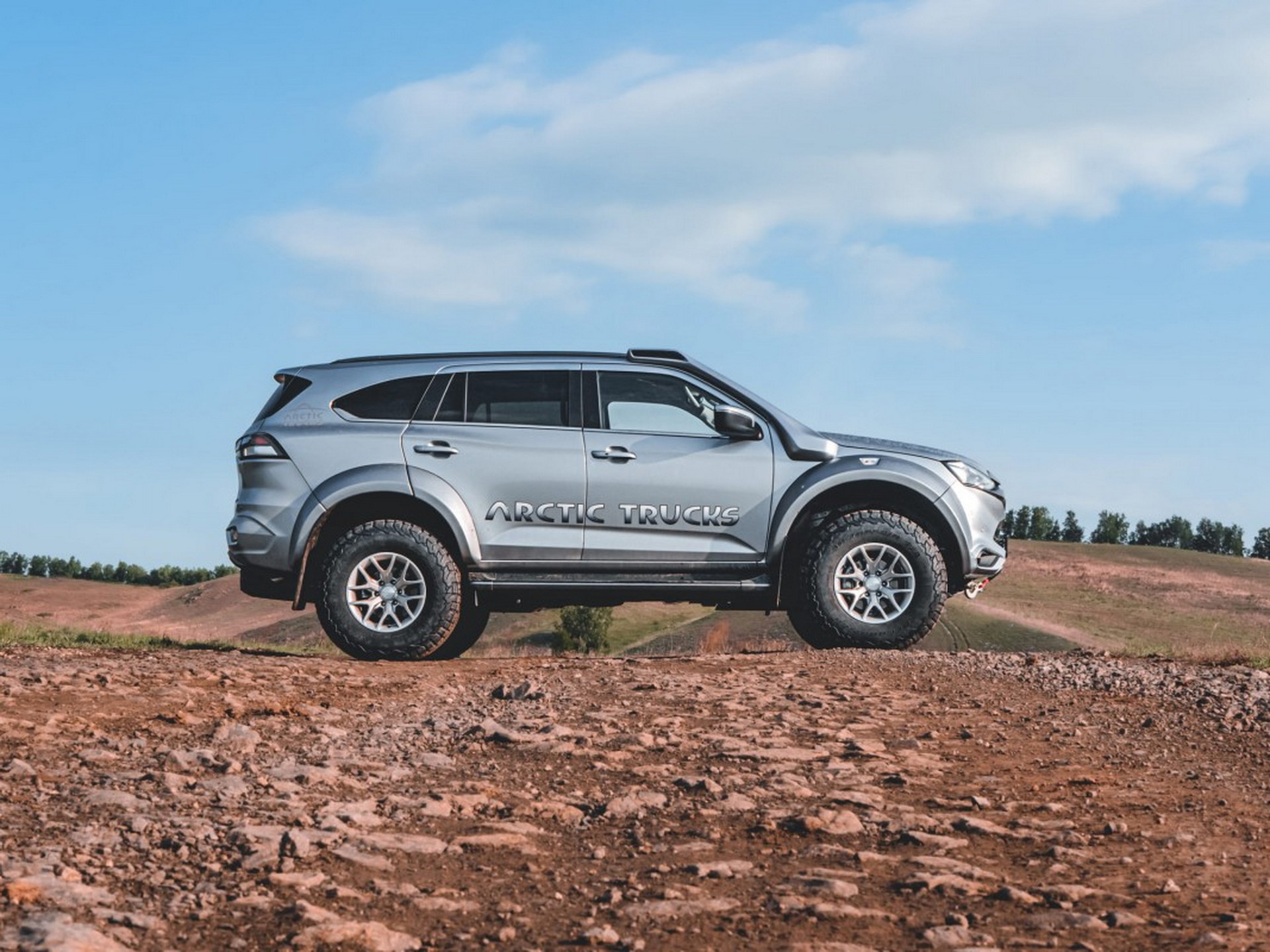 Arctic Trucks Turns The Isuzu MU-X Into An Off-Road Animal