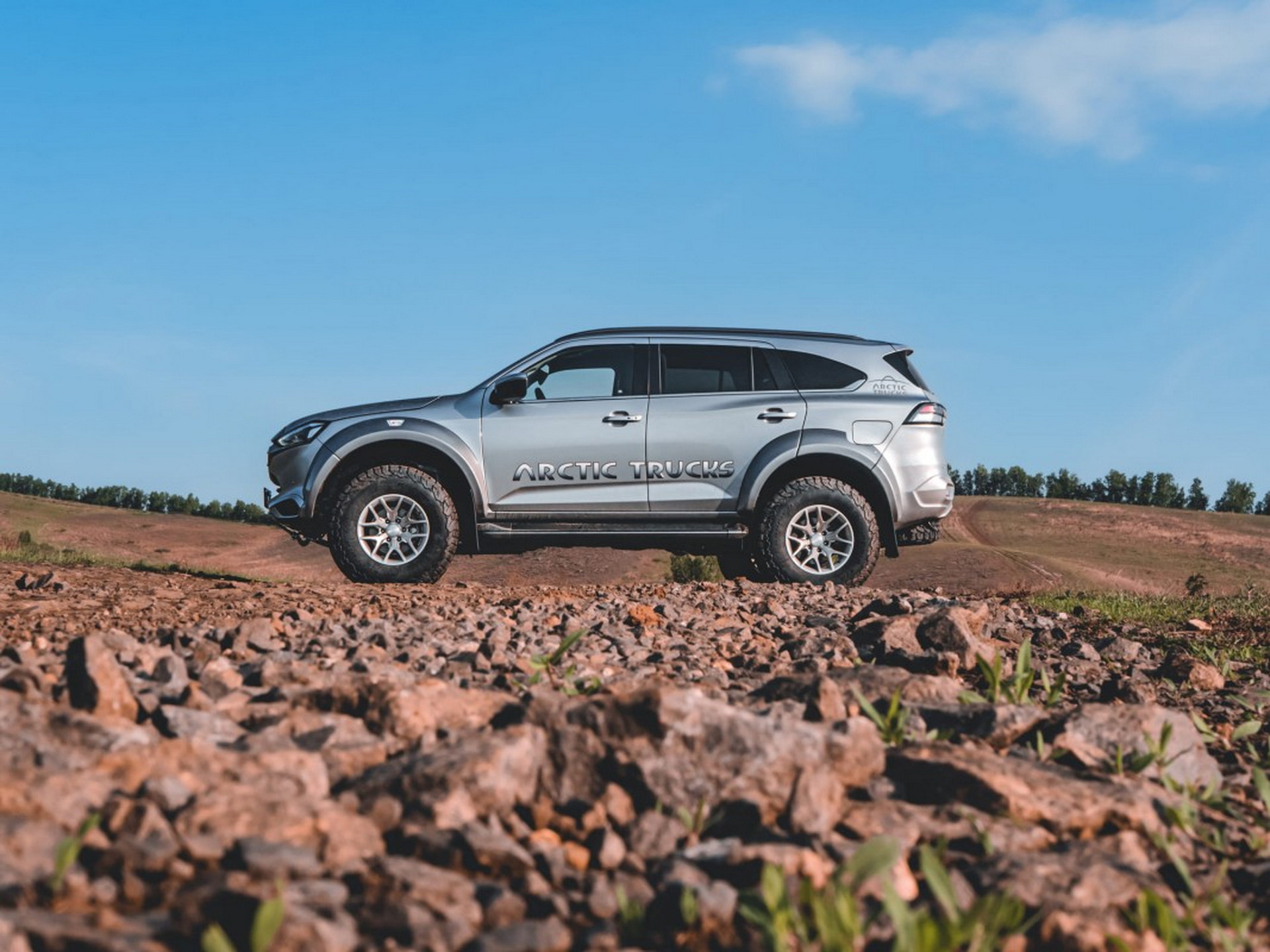 Arctic Trucks Turns The Isuzu MU-X Into An Off-Road Animal