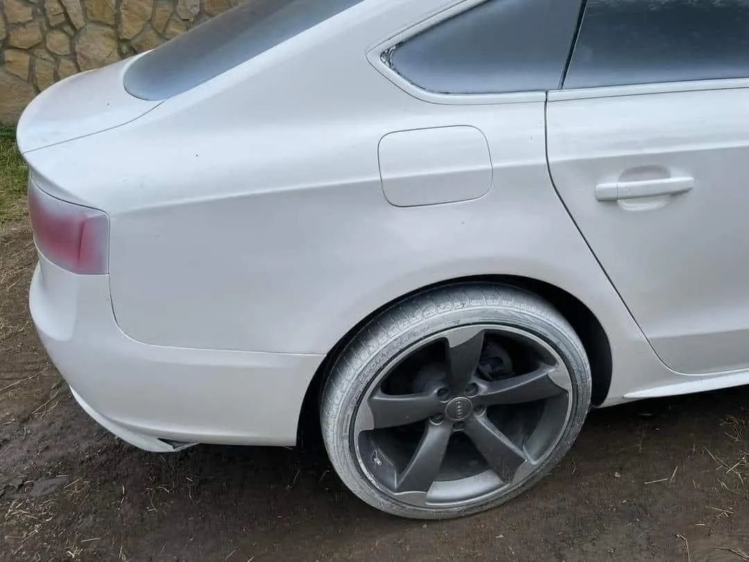 A Toddler Could Probably Give This Audi A5 A Better Paint Job