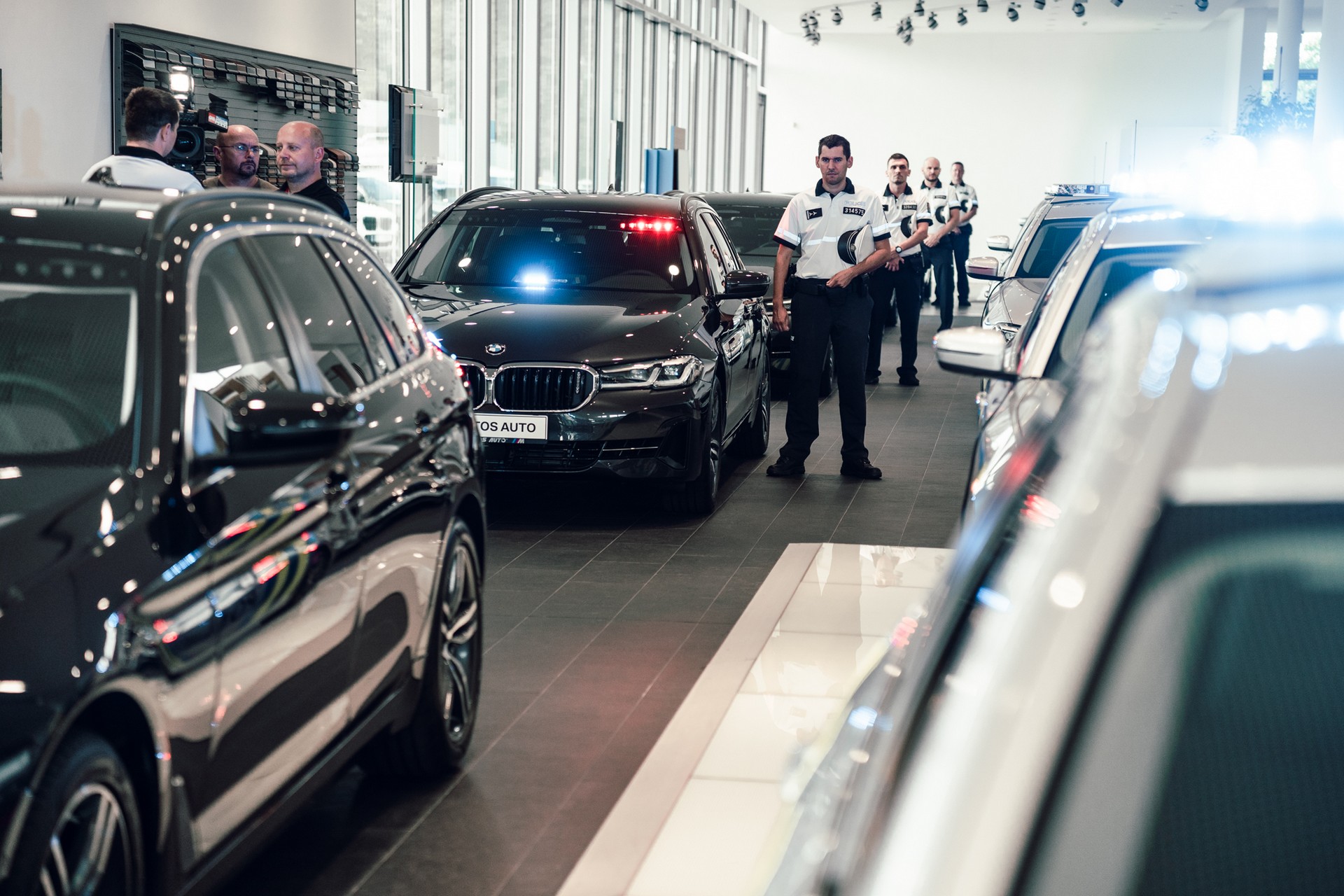Czech Police To Chase Criminals In New BMW 540i xDrive Tourings