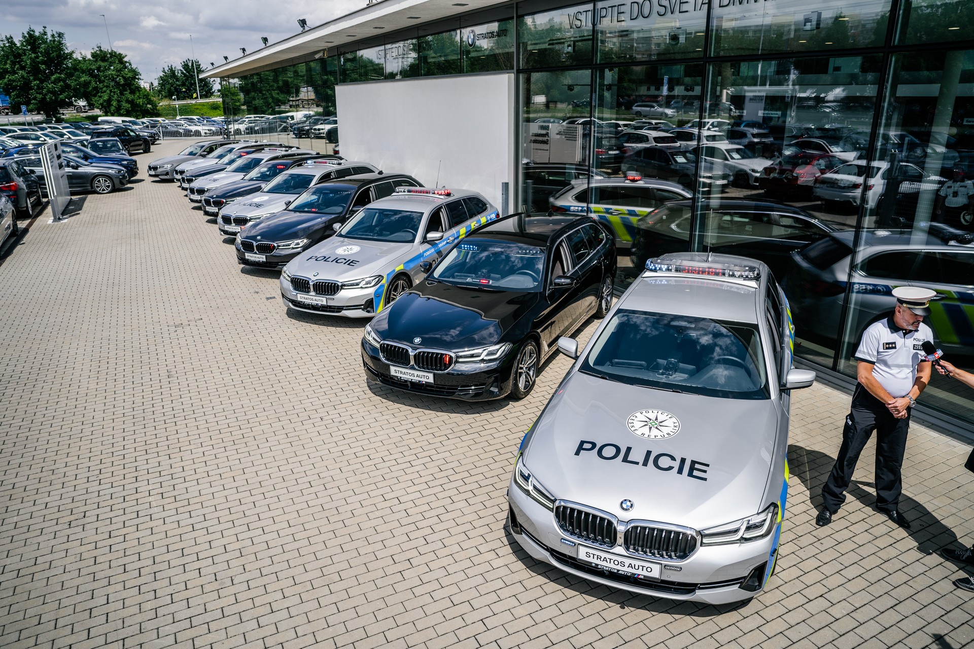 Czech Police To Chase Criminals In New BMW 540i xDrive Tourings