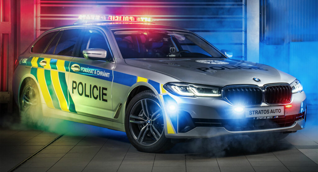  Czech Police To Chase Criminals In New BMW 540i xDrive Tourings