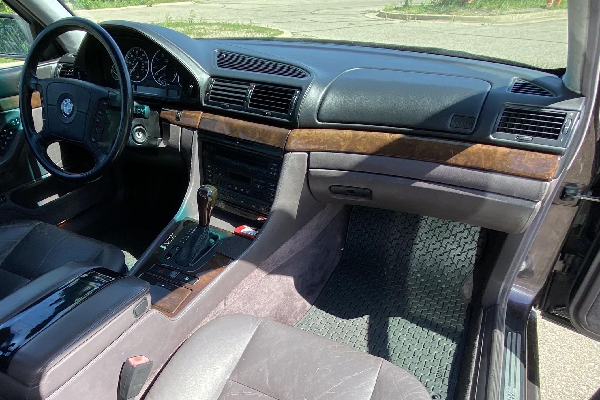 Purple Works Perfectly On This 1997 BMW 750iL