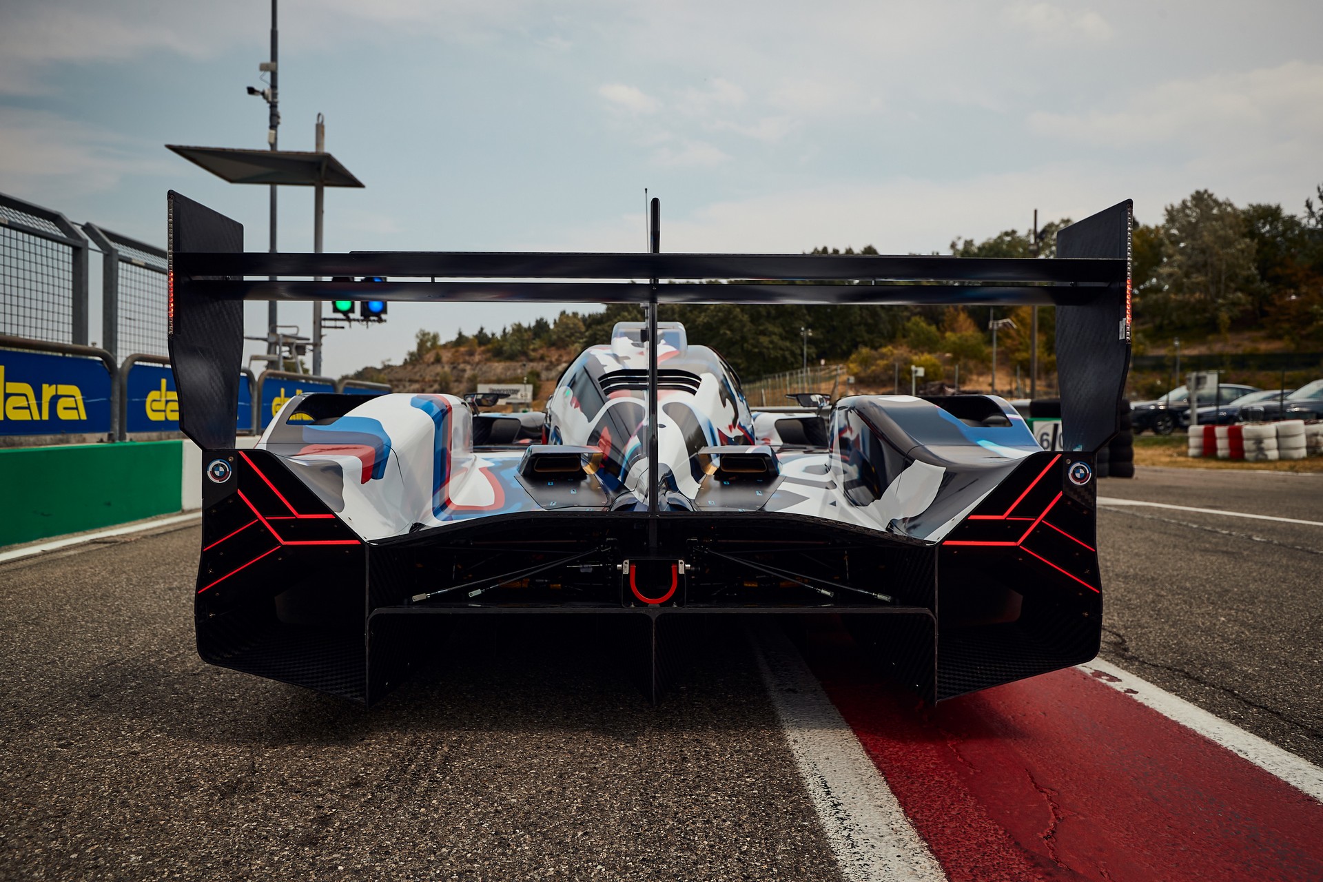 BMW Returning To Le Mans In 2024 With M Hybrid V8