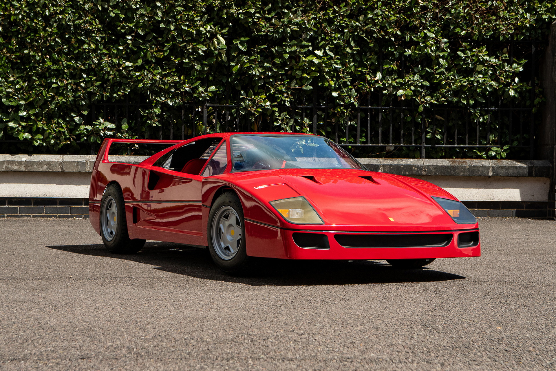 This Fancy Go Kart Is Shaped After The Iconic Ferrari F40