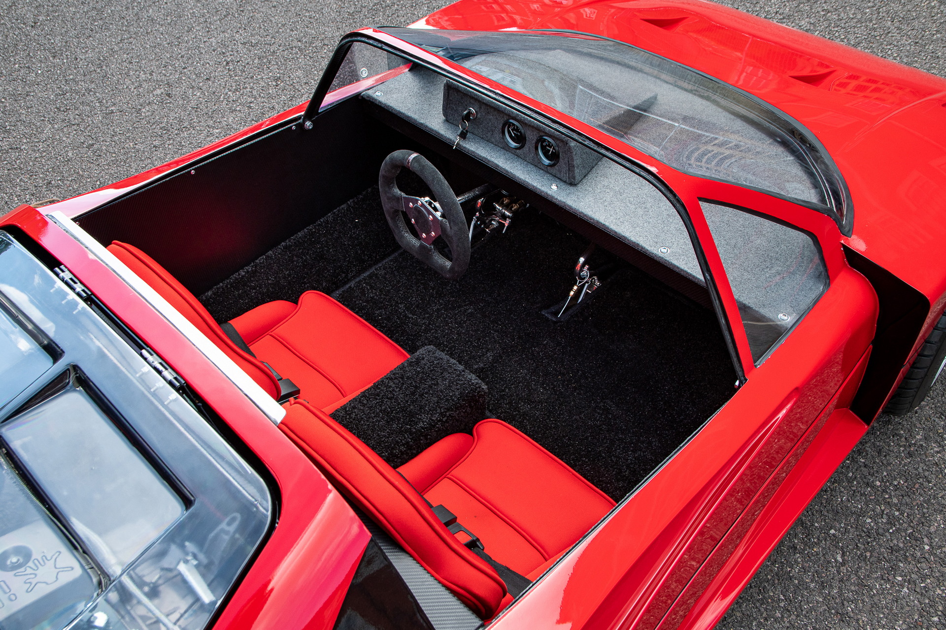 This Fancy Go Kart Is Shaped After The Iconic Ferrari F40