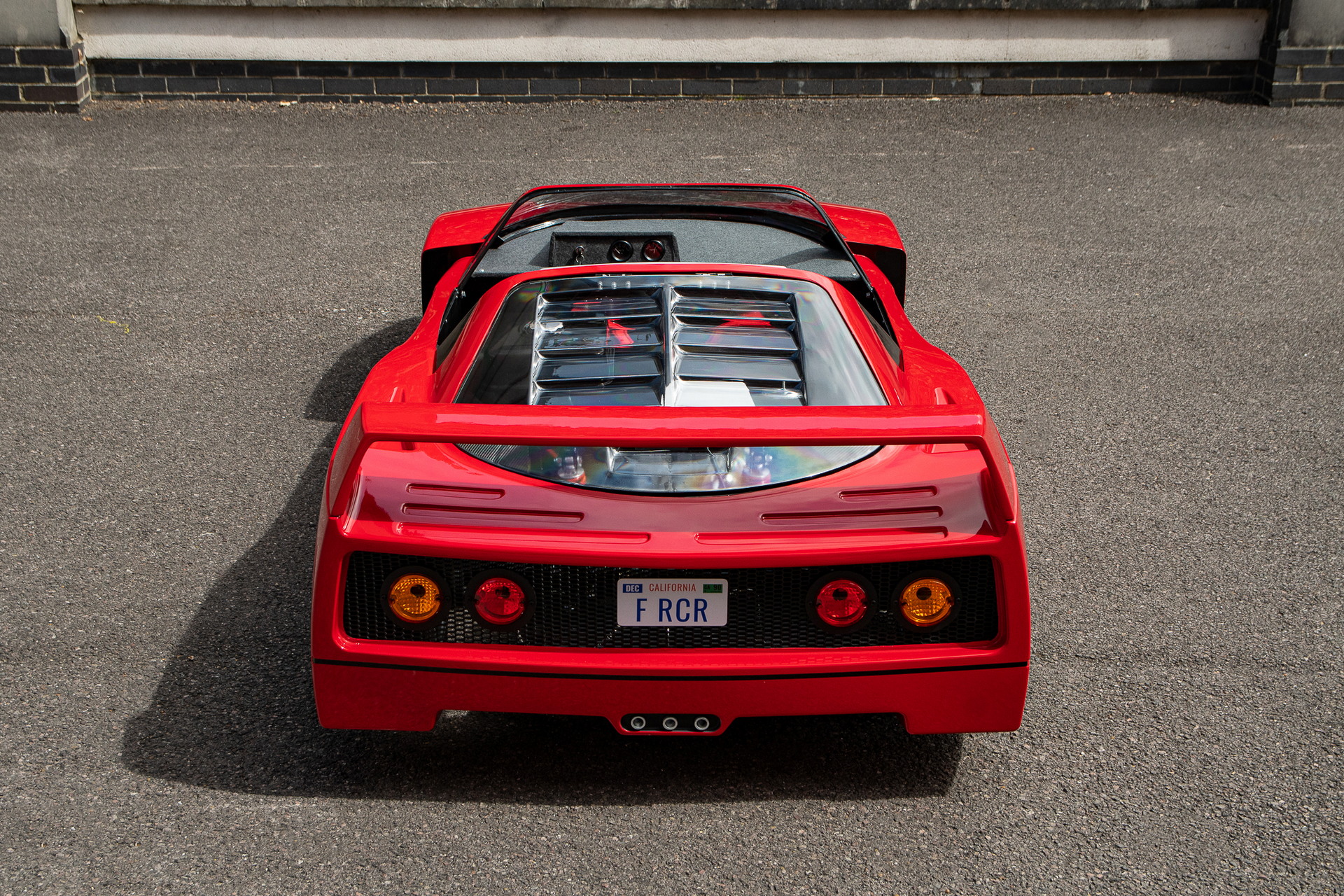 This Fancy Go Kart Is Shaped After The Iconic Ferrari F40