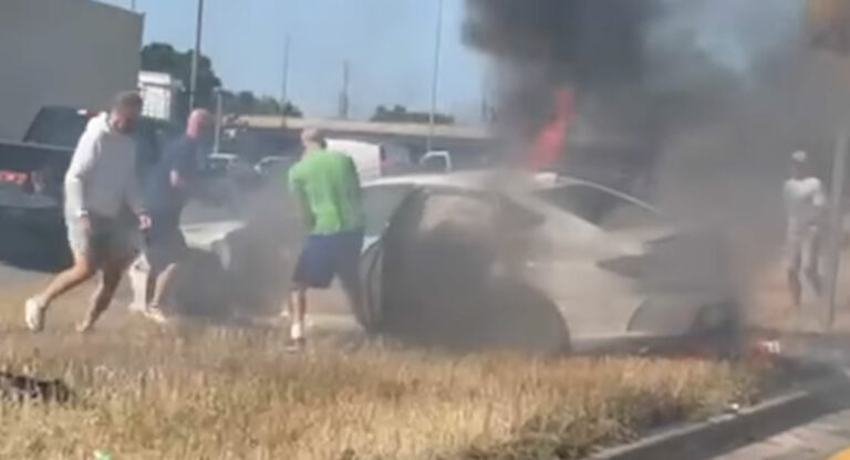 Good Samaritans Pull Driver From Burning Acura In The Nick Of Time ...