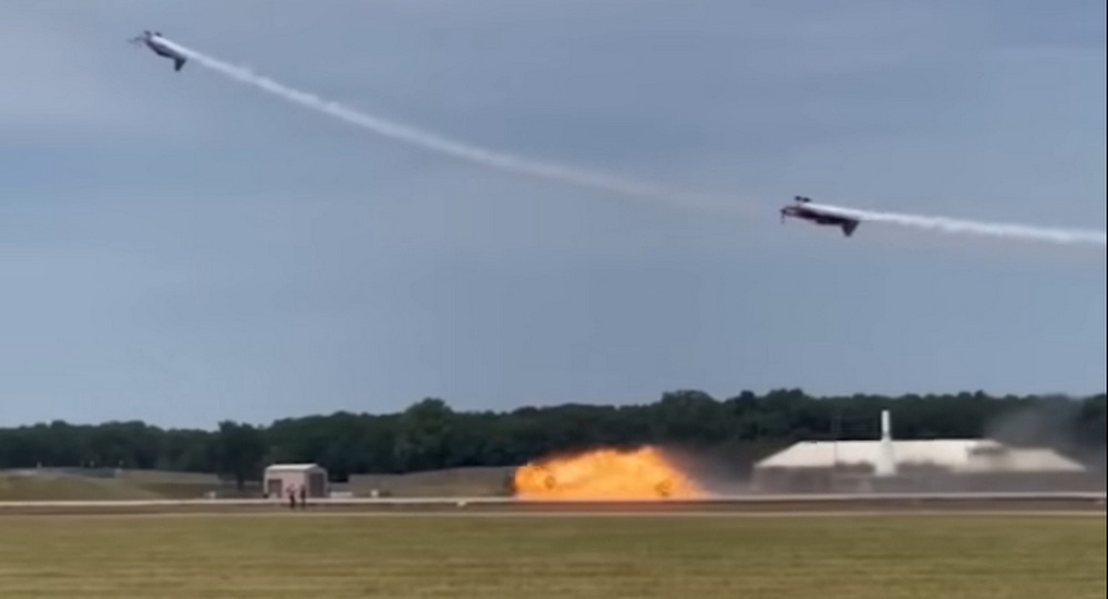  Chris Darnell Dies After Crashing In His 350 MPH Jet-Engine Propelled Truck At Airshow