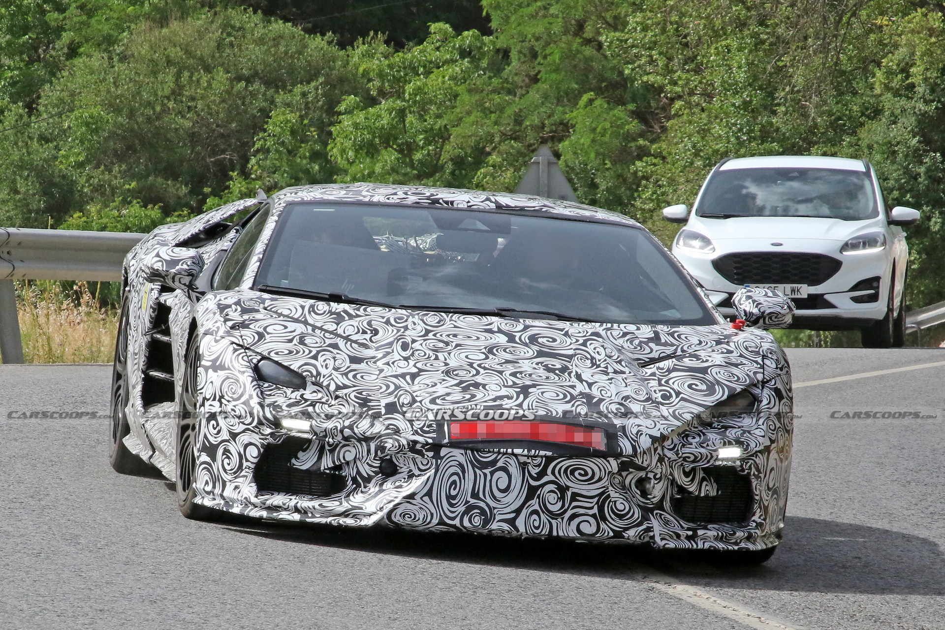 Get A Closer Look To The Lamborghini Aventador’s Electrified Successor