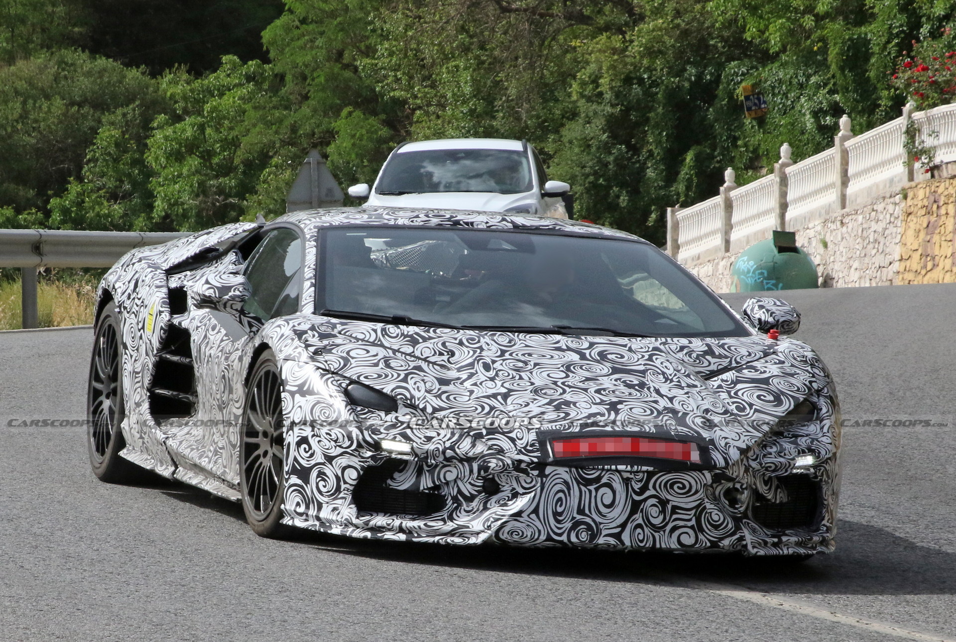 Get A Closer Look To The Lamborghini Aventador’s Electrified Successor