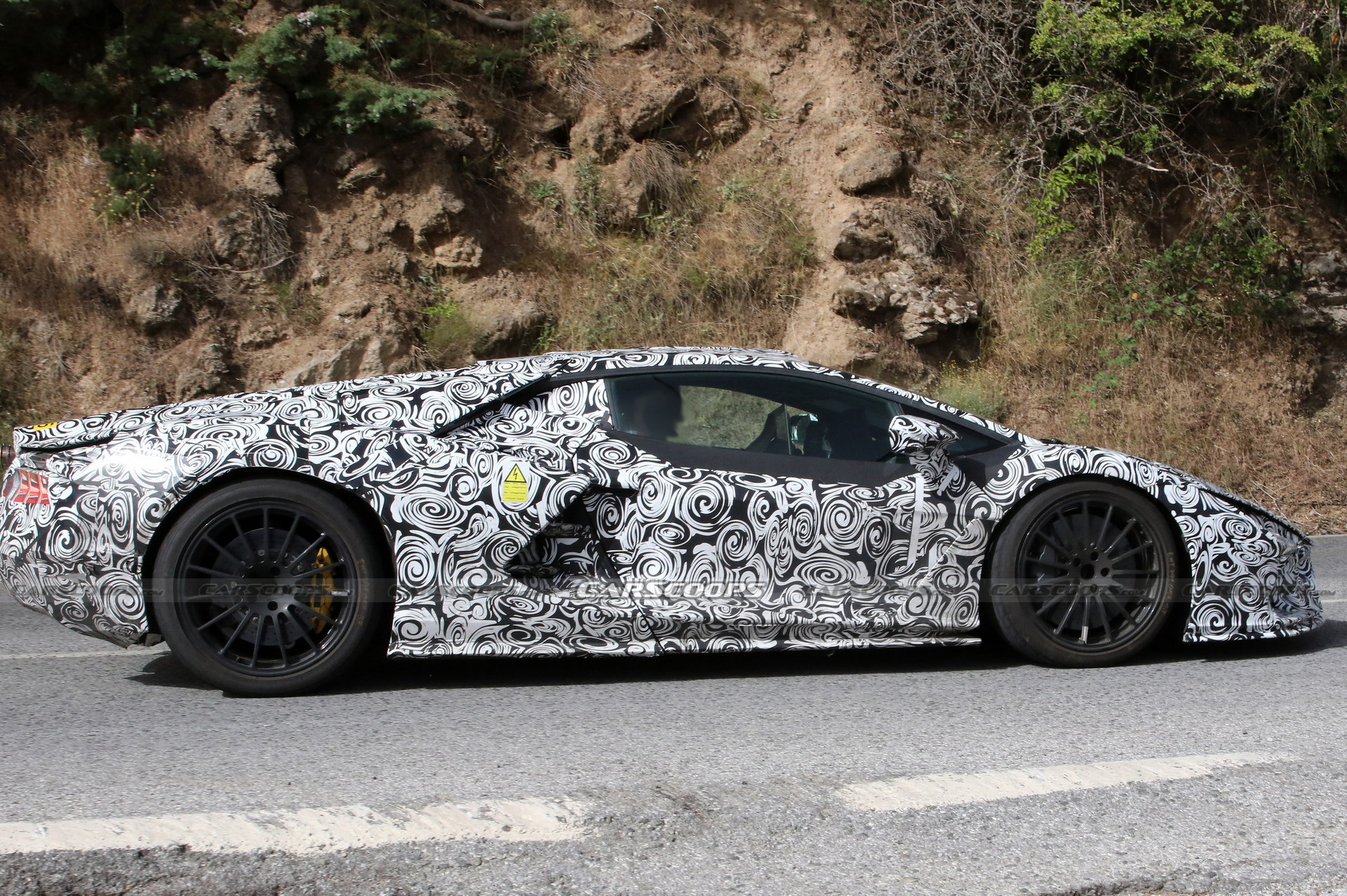 Get A Closer Look To The Lamborghini Aventador’s Electrified Successor