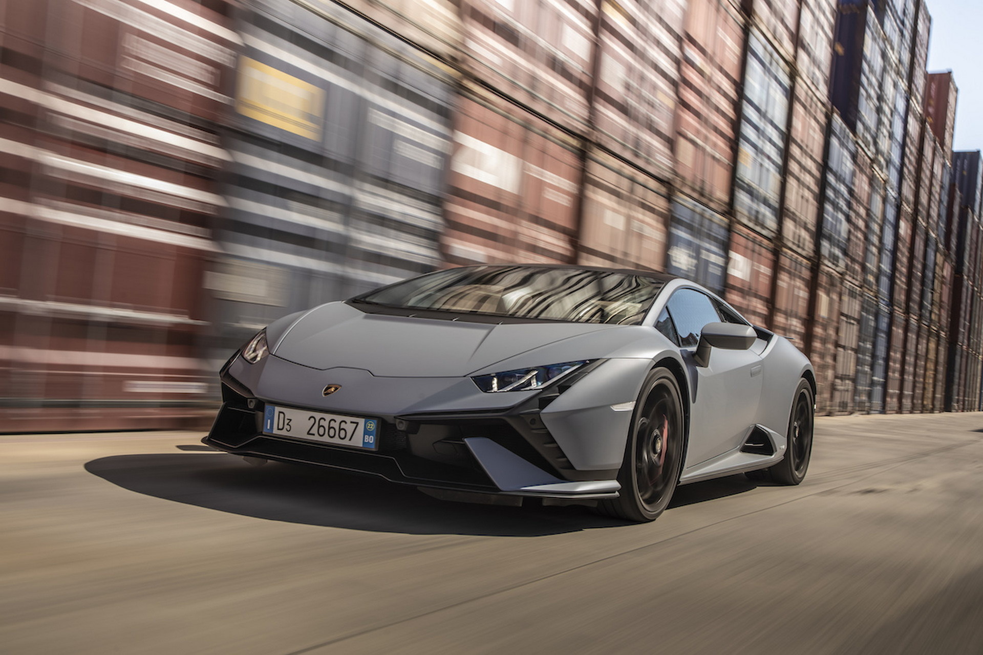 Watch And Hear The Lamborghini Huracan Tecnica Unleashing Its Power On The Streets
