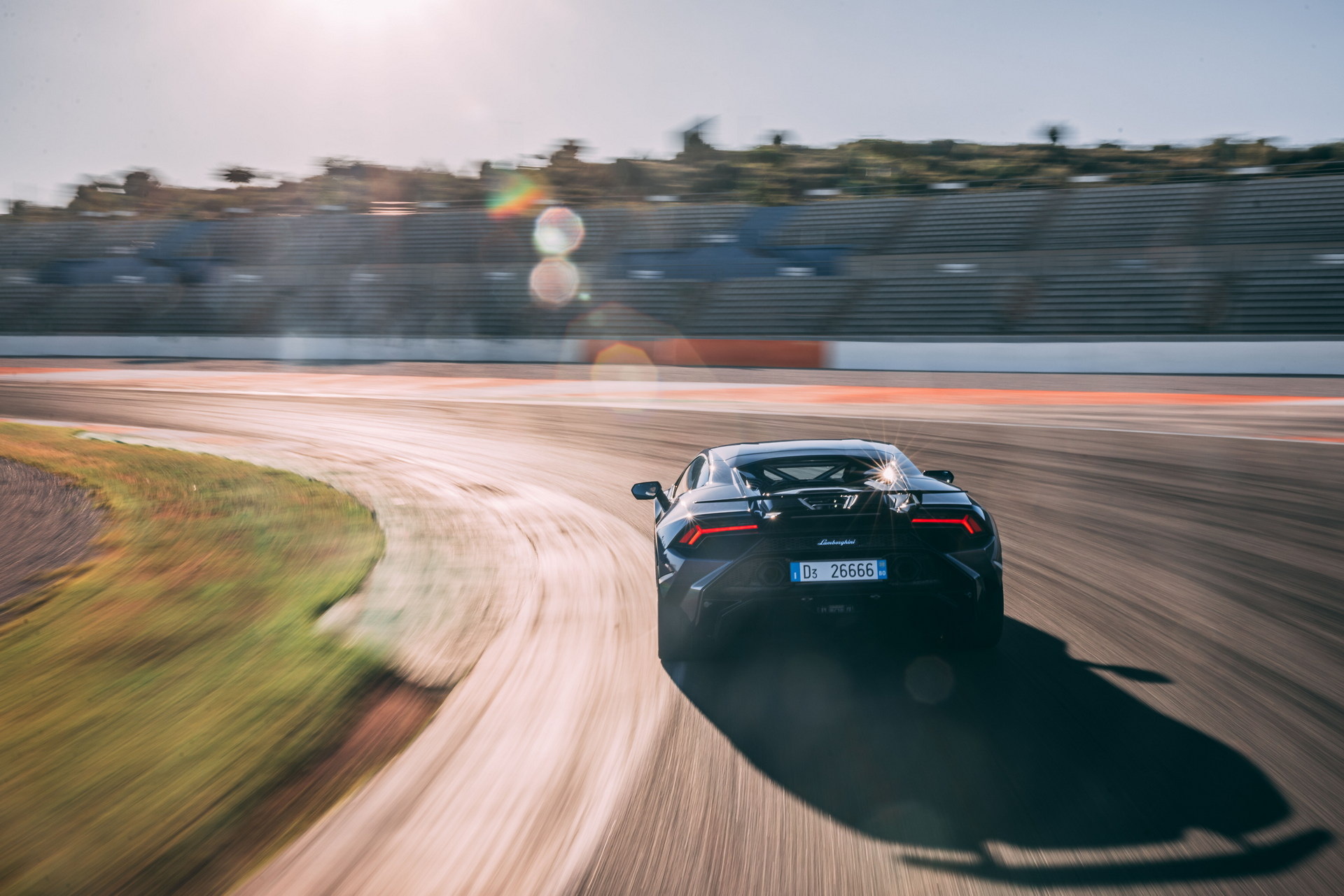 Watch And Hear The Lamborghini Huracan Tecnica Unleashing Its Power On The Streets