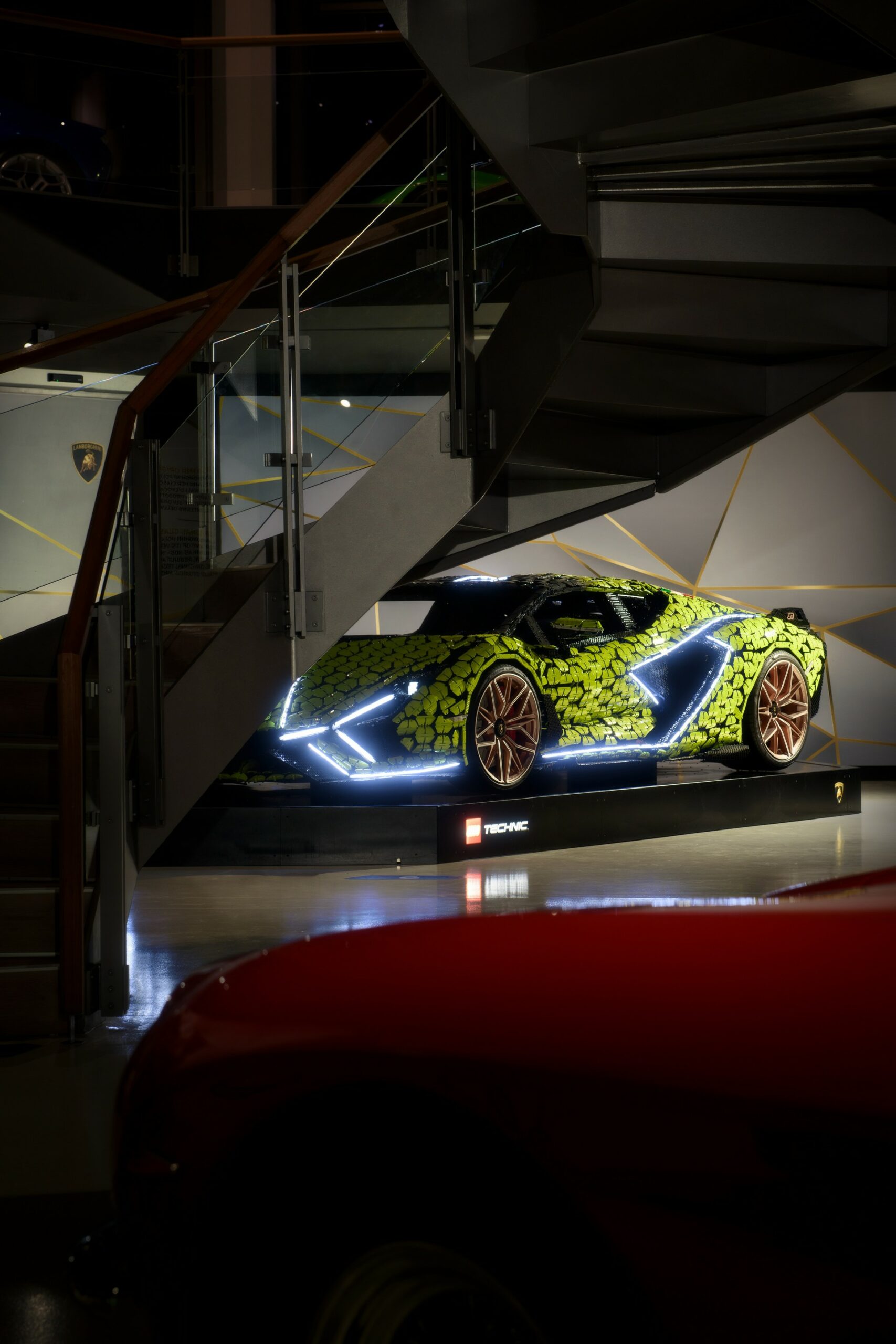 1:1 Scale LEGO Technic Lamborghini Sián FKP 37 Goes On Display, Made Out Of 400,000+ Pieces