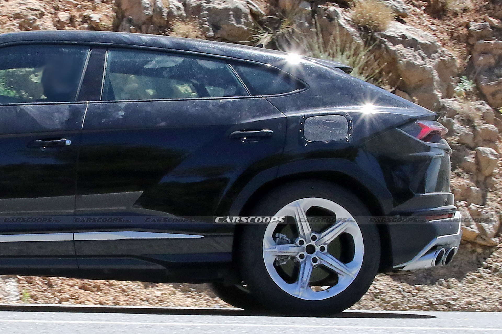 Lamborghini Urus PHEV Spied Flaunting Its Charging Port