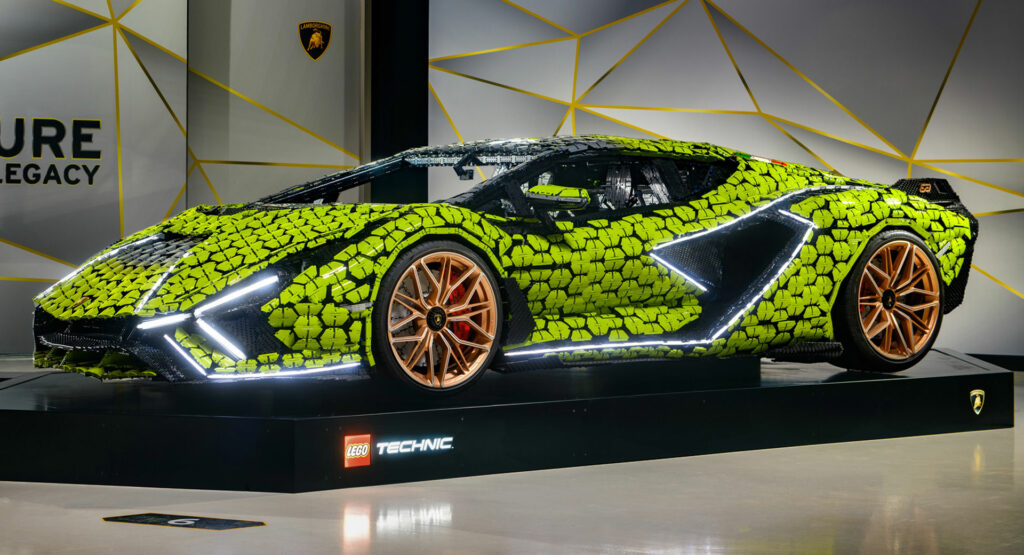  1:1 Scale LEGO Technic Lamborghini Sián FKP 37 Goes On Display, Made Out Of 400,000+ Pieces