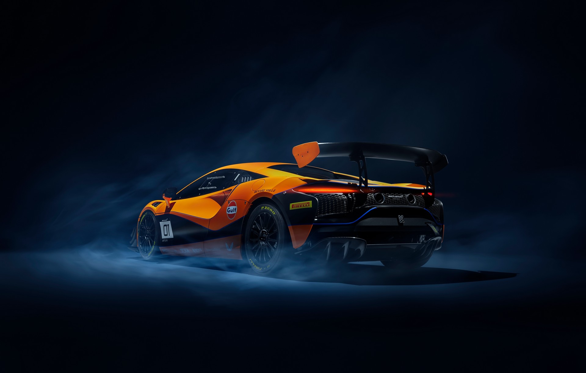 577 HP McLaren Artura Trophy Revealed For New Racing Series