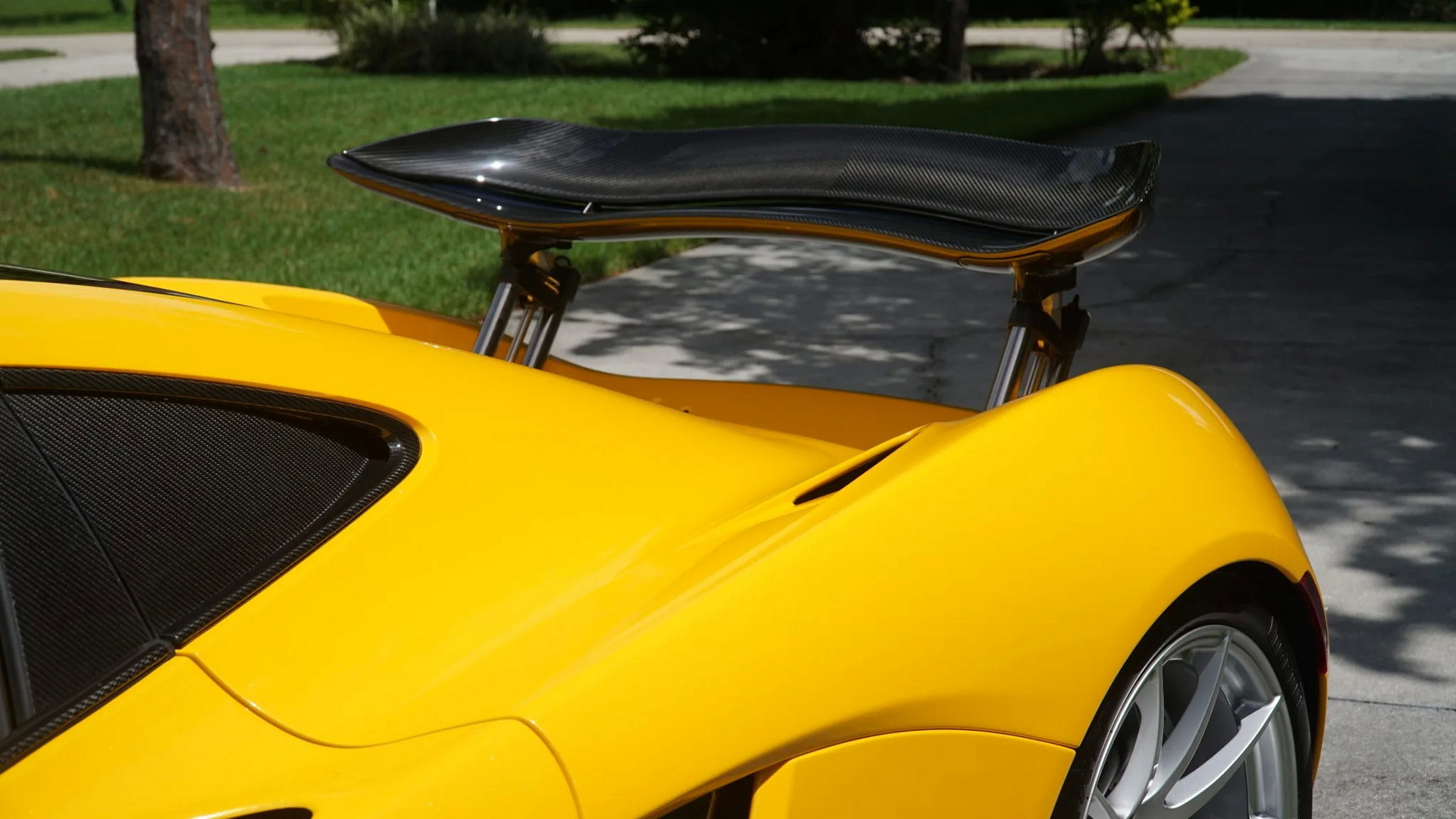 Delivery-Mileage McLaren P1 Could Set A New Record At Auction