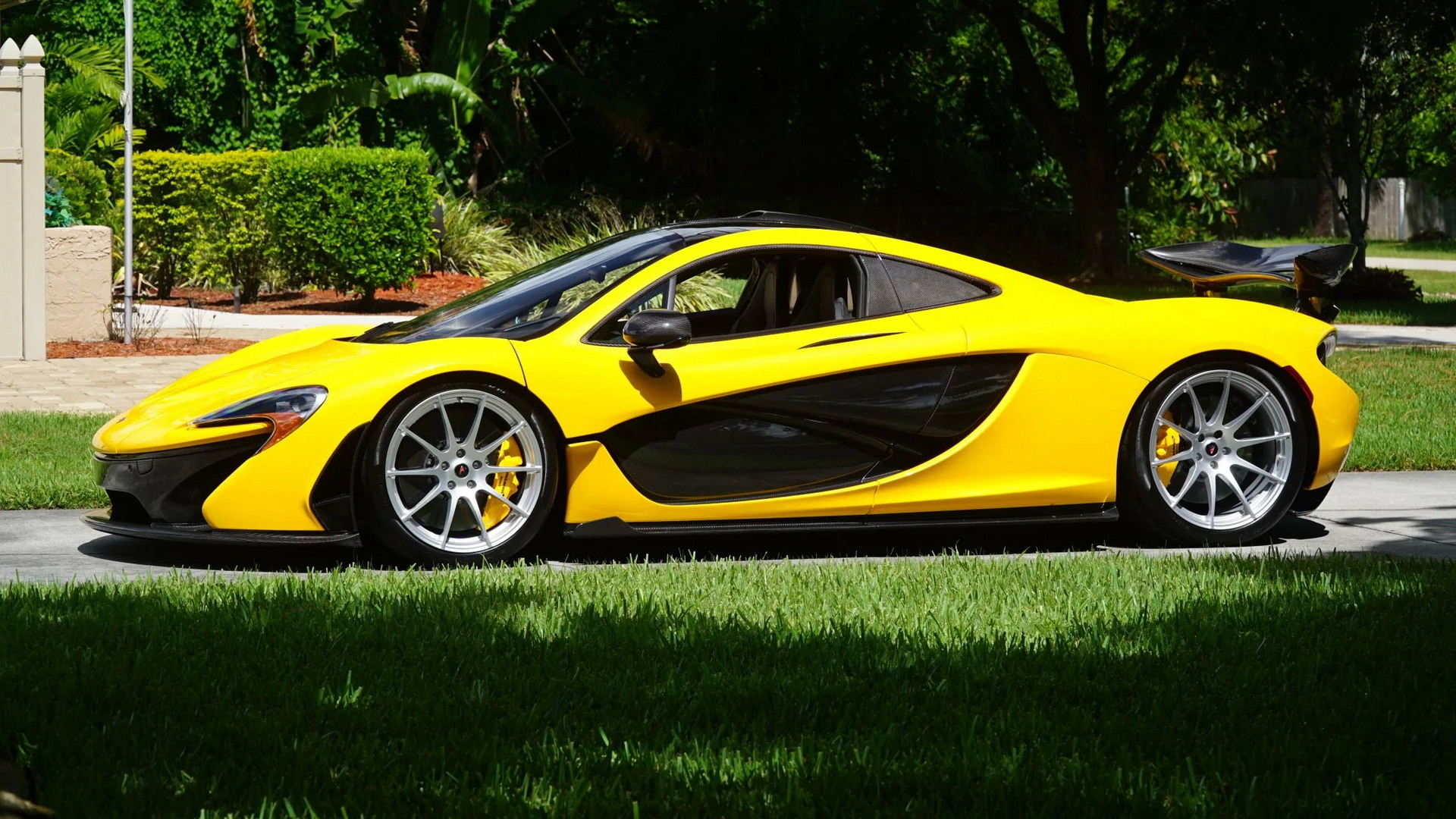 Delivery-Mileage McLaren P1 Could Set A New Record At Auction
