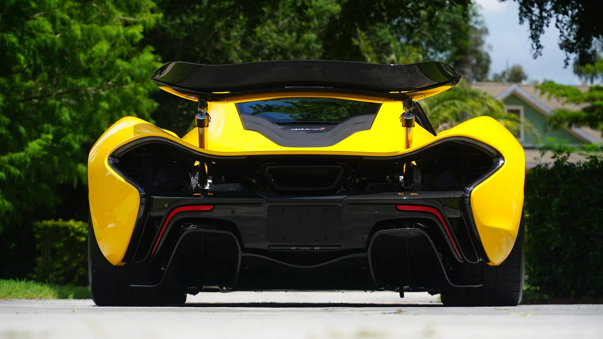 Delivery-Mileage McLaren P1 Could Set A New Record At Auction