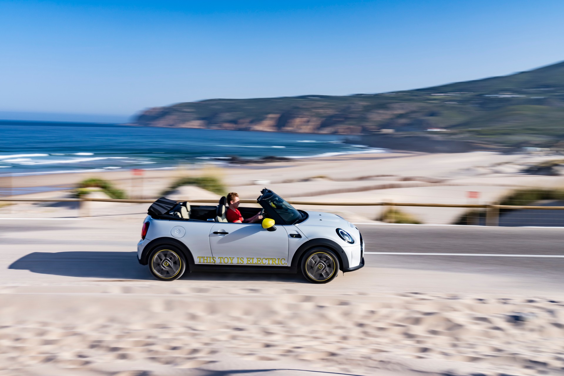 Mini Cooper SE Convertible Is A One-Off EV Built For Enthusiasts